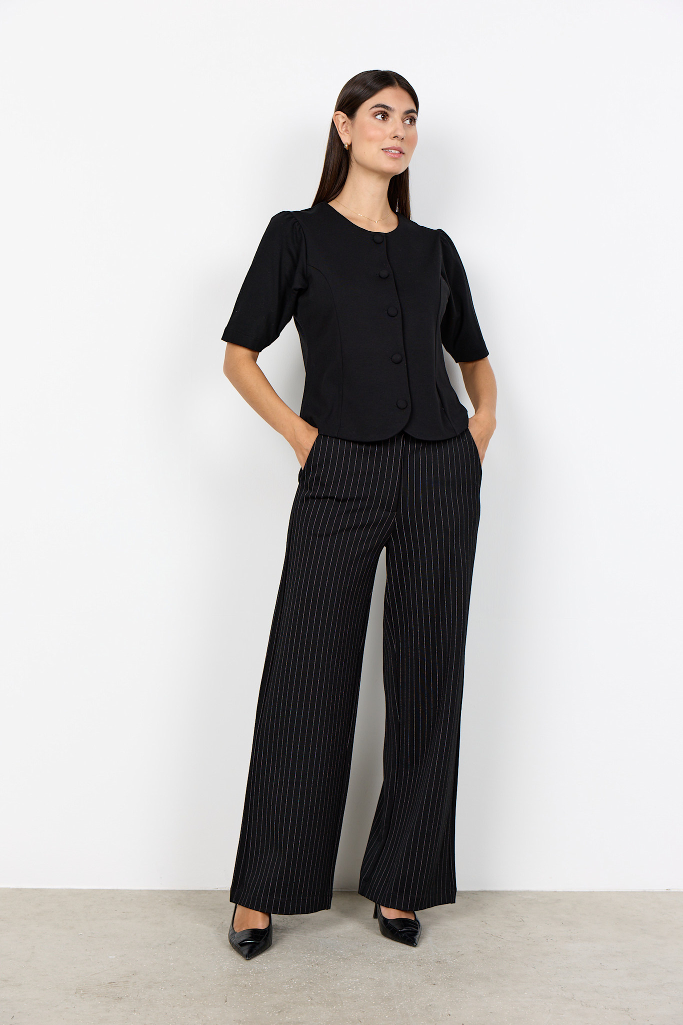 Black Short Sleeve Top Button Down