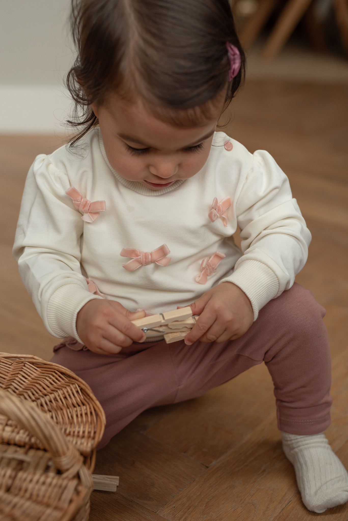 Sweater Antique White Bows