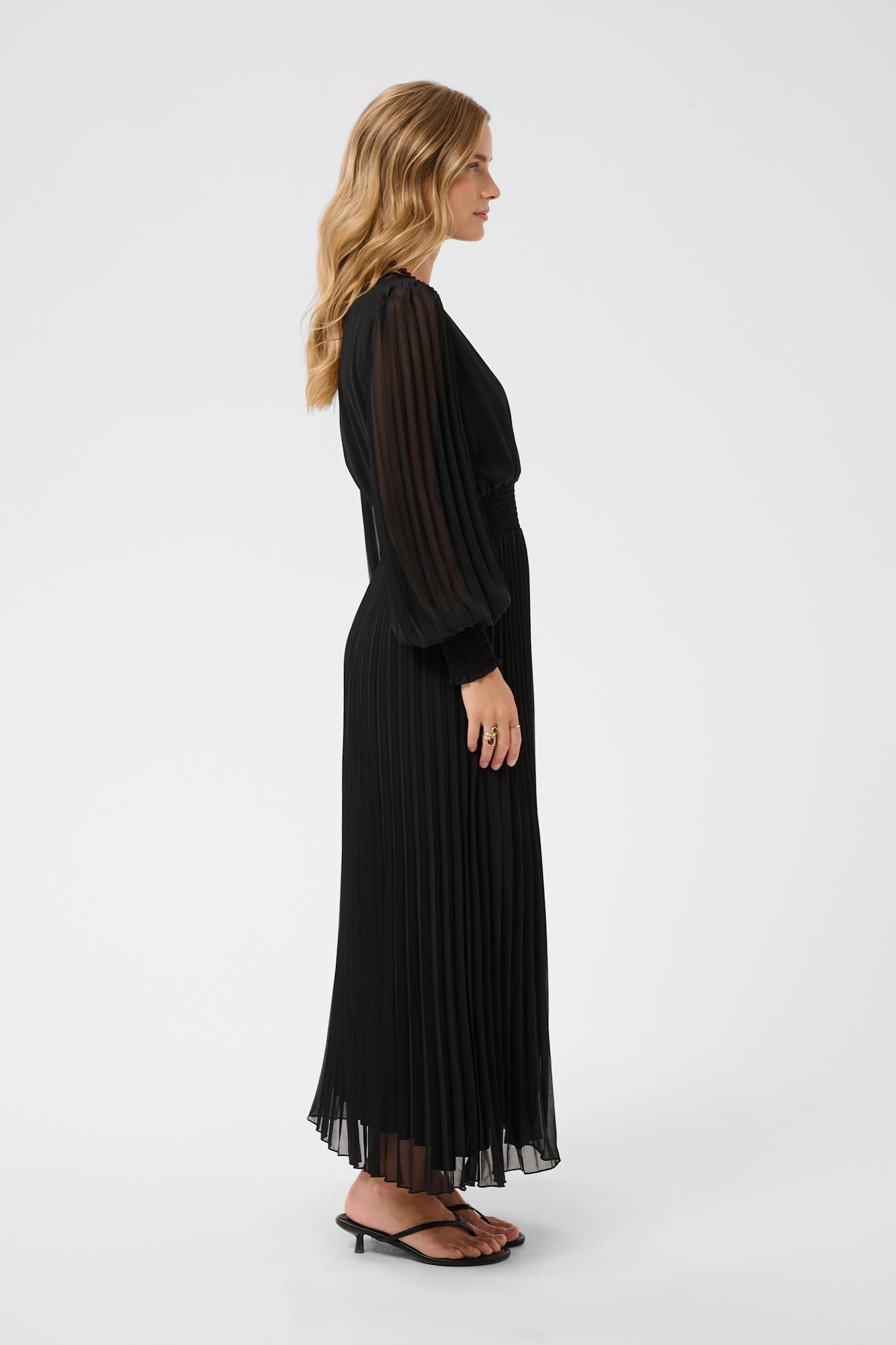 CRAluna Puff Sleeve Dress Pitch Black