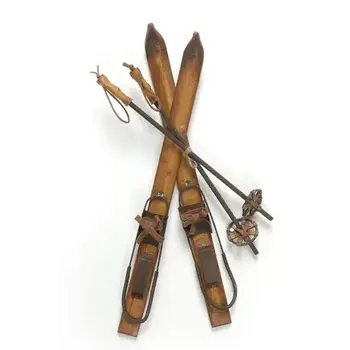 XMAS D?COR SET SKIS/POLES NAT