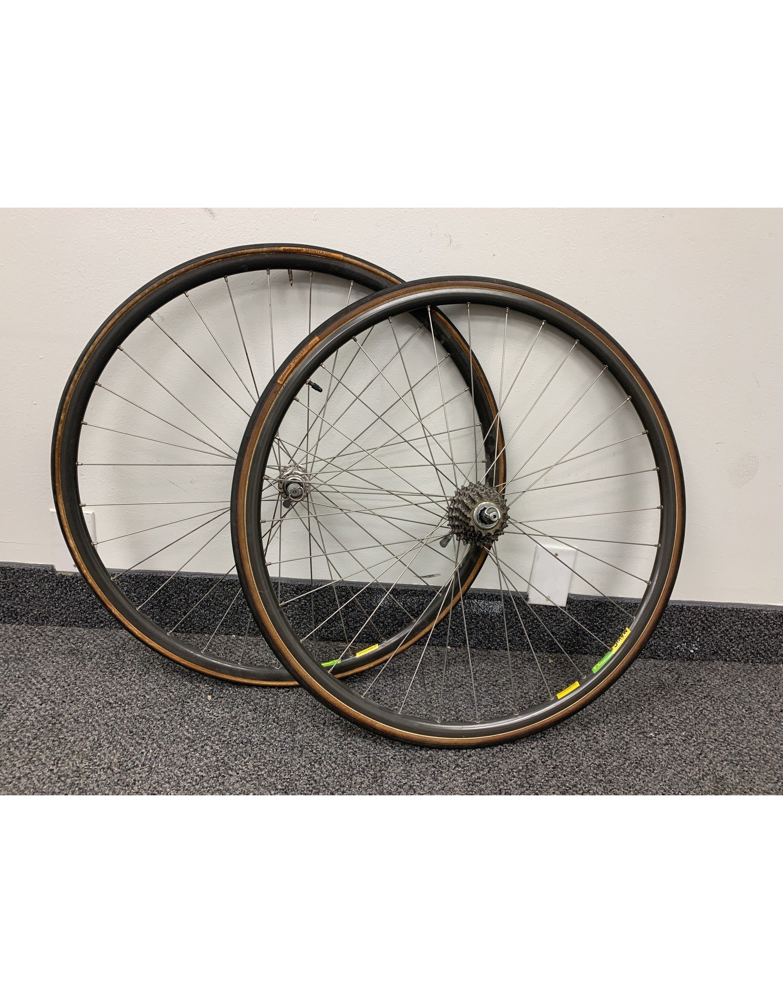 700C Mavic Mach 2 tubular wheelset 130mm 8,9,10 speed hub QR