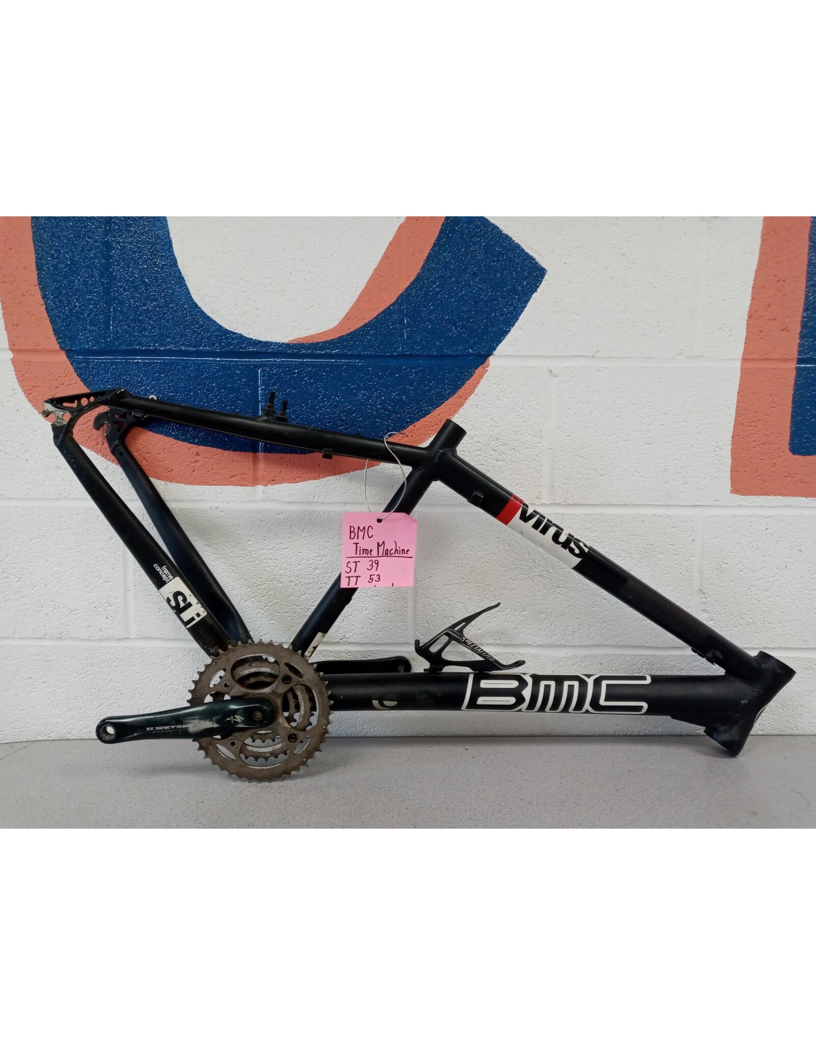 BMC 39/53 BMC Virus 01 frame