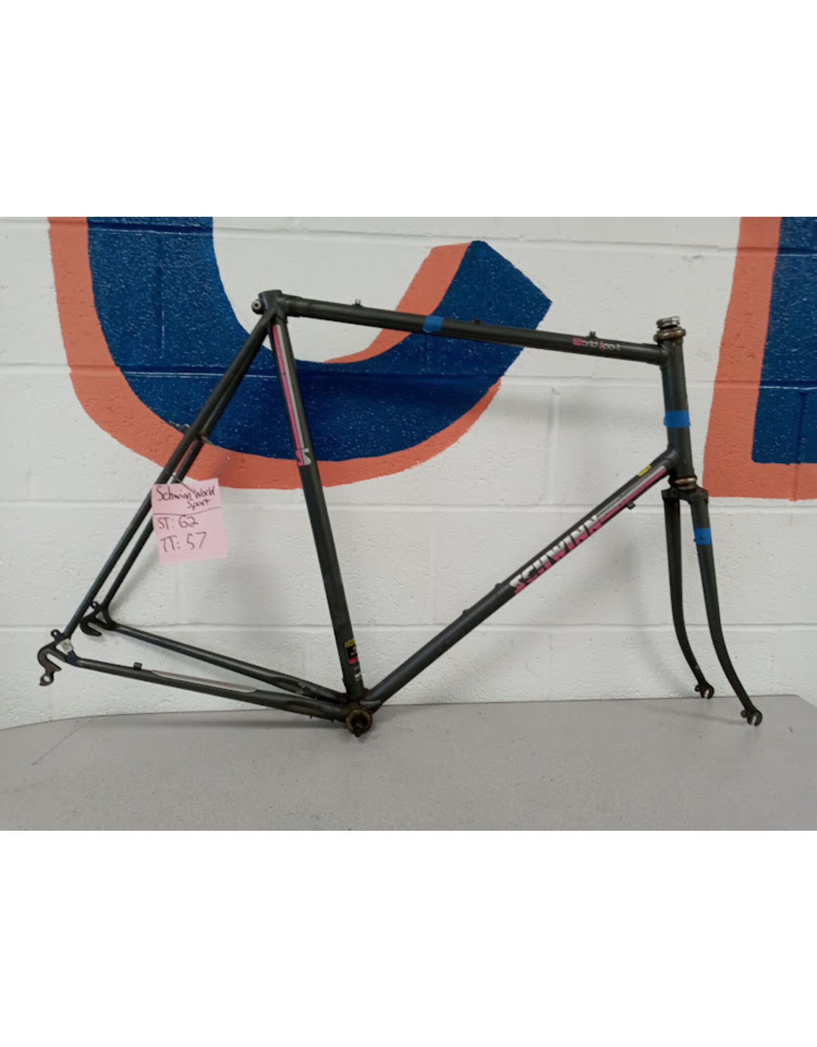 Schwinn 62/57 Schwinn World Sport frame