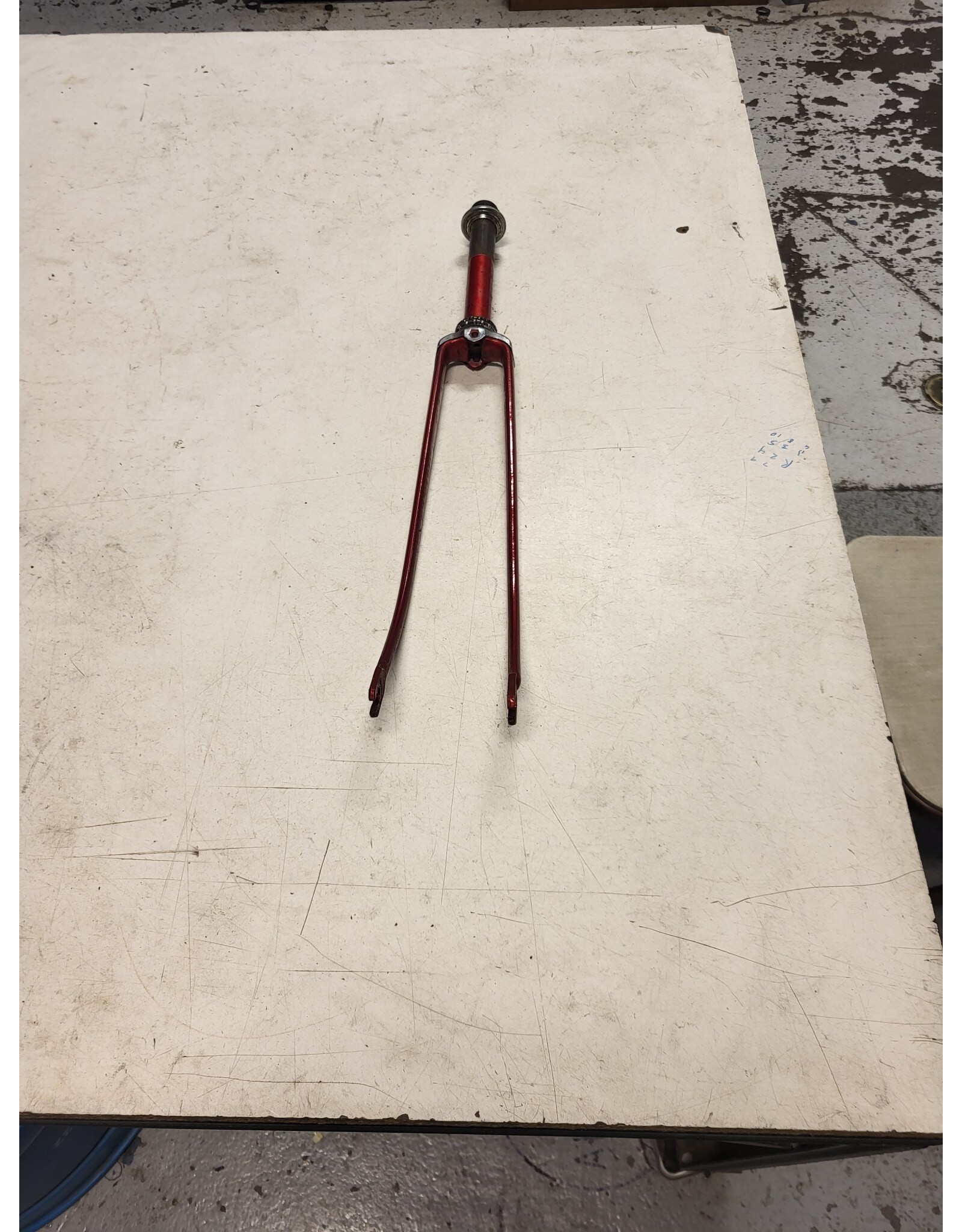27"threaded fork, red, 7/8"/ 170mm