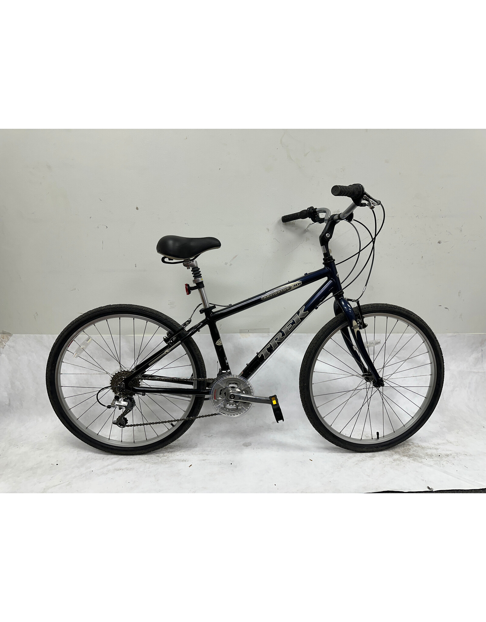 Trek Navigator 300