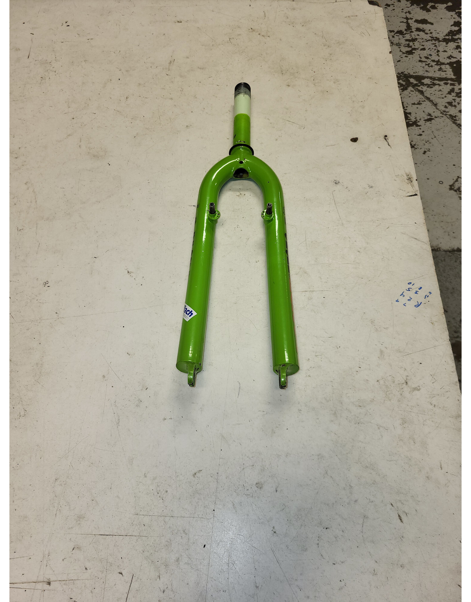 26" threaded fork, green, 1 1/8"/142mm