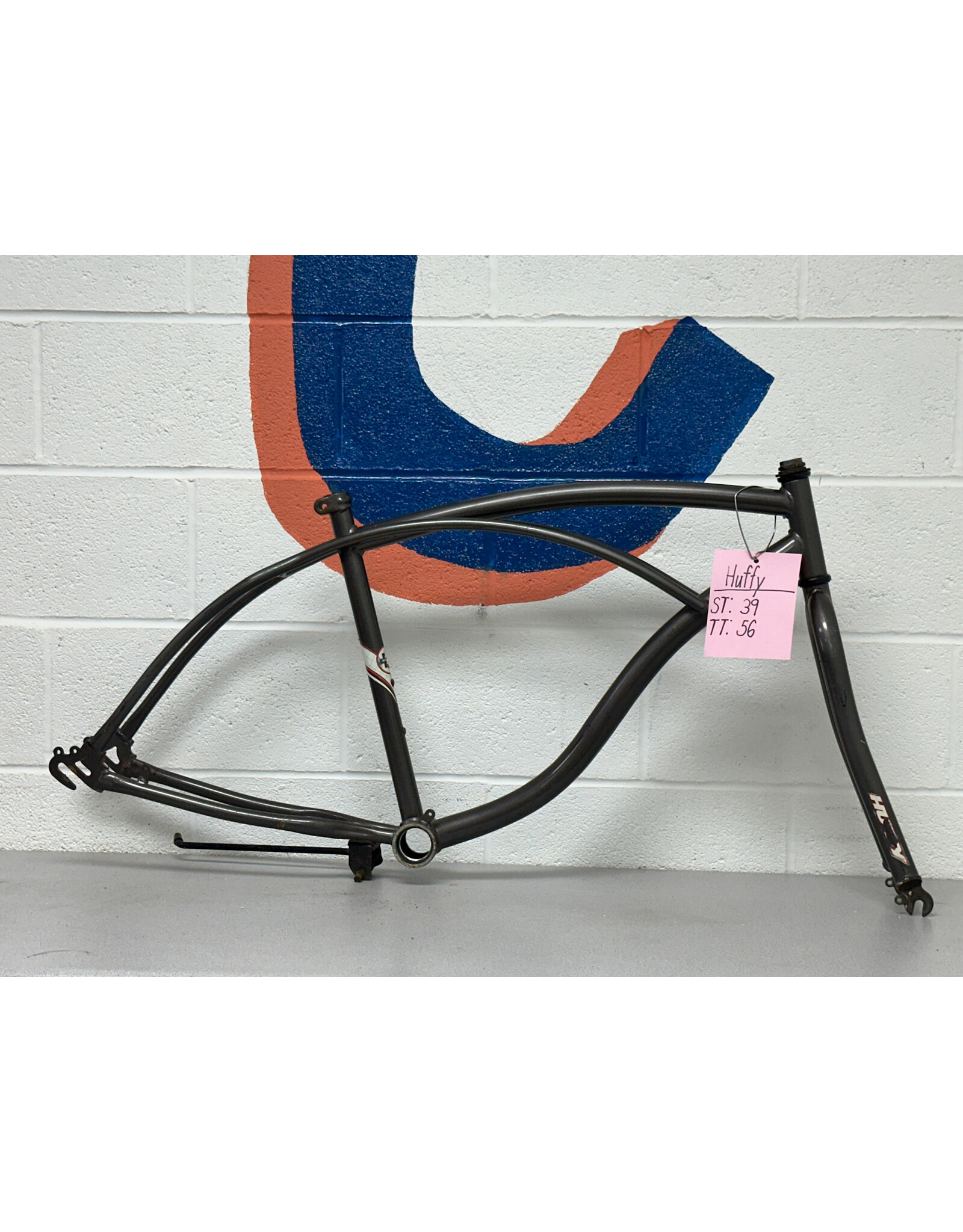 39/56  Huffy Cruiser frame