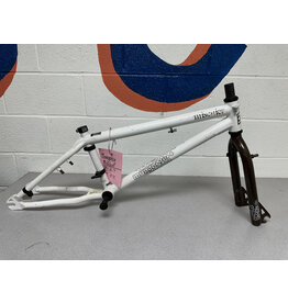 27/52 Mongoose Mischief frame