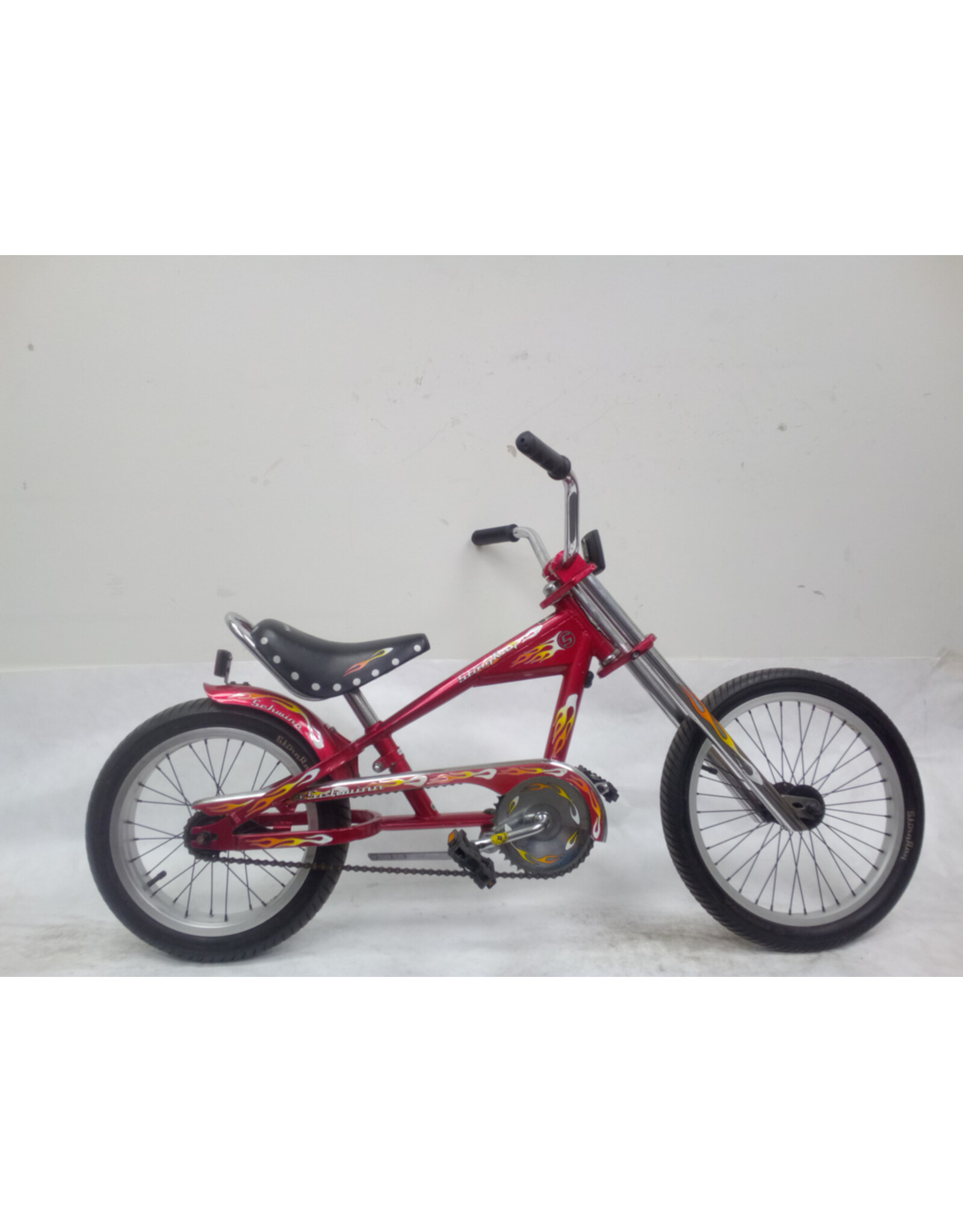 Schwinn Stingray, red
