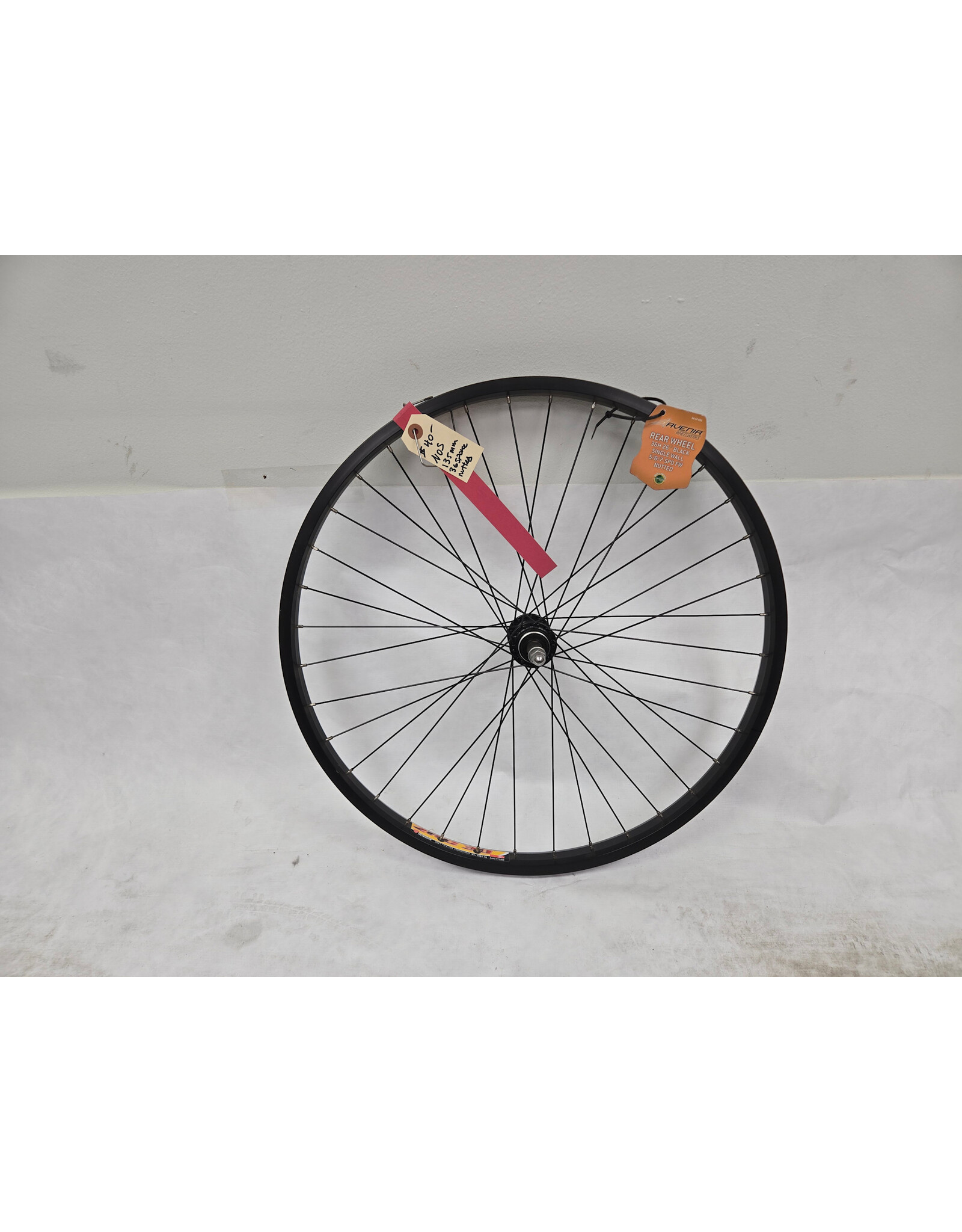 26" NOS-Weinman Zac 135mm 36 spoke nutted