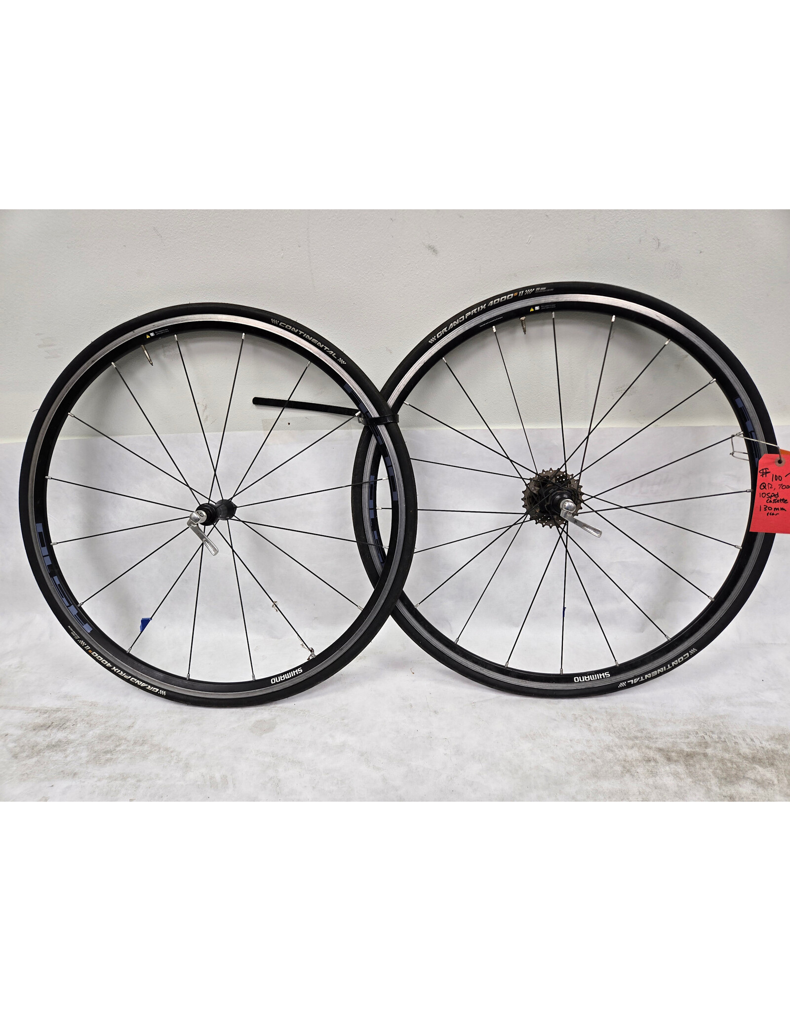Shimano RS70 700c Wheels w/ 10 Speed Cassette 130mm Rear