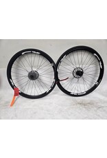 700C Giant SX-2 Wheelset QR Disc 10 speed cassette 135mm hub