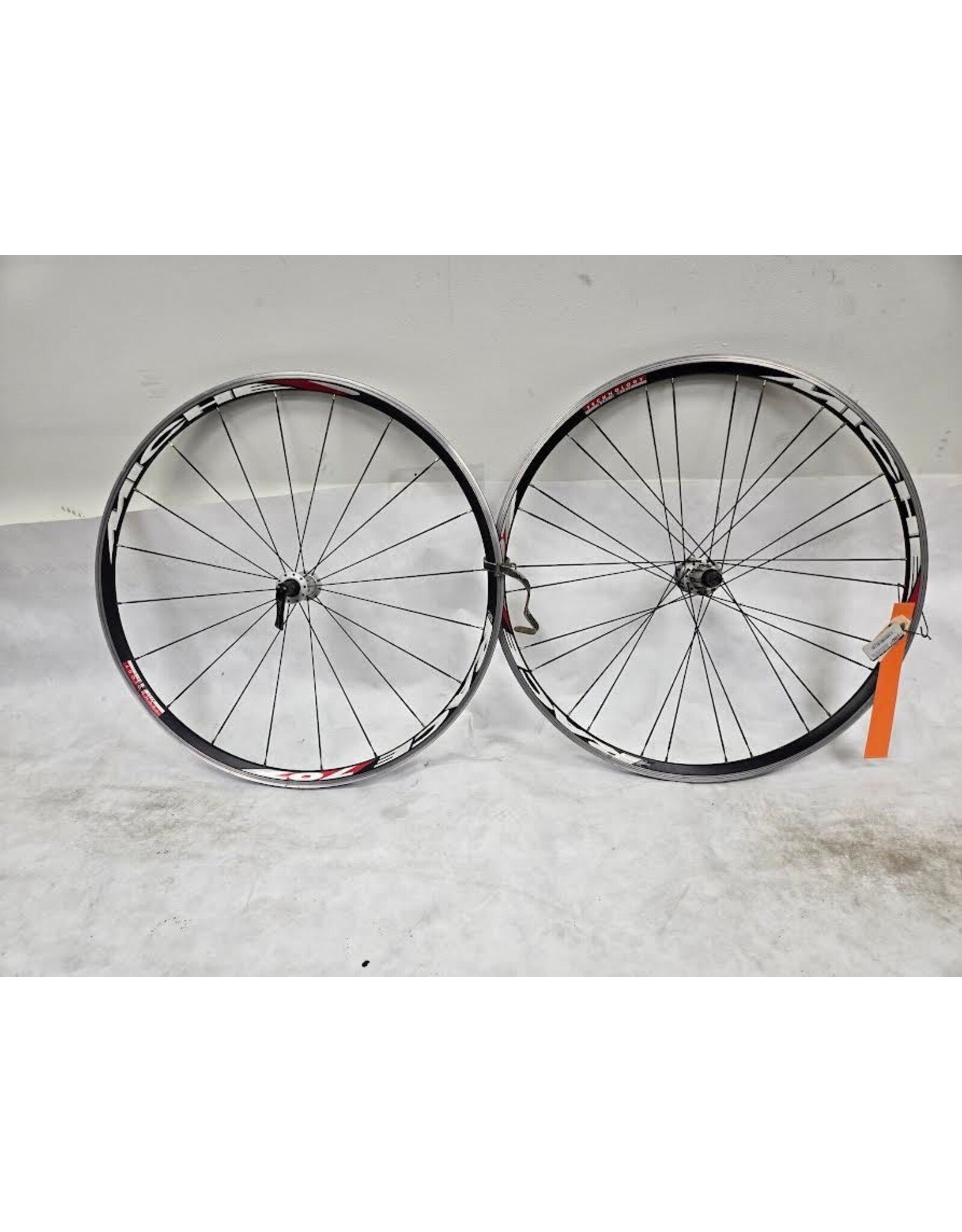 700c Miche Racing wheelset 135mm rear Campagnolo free hub