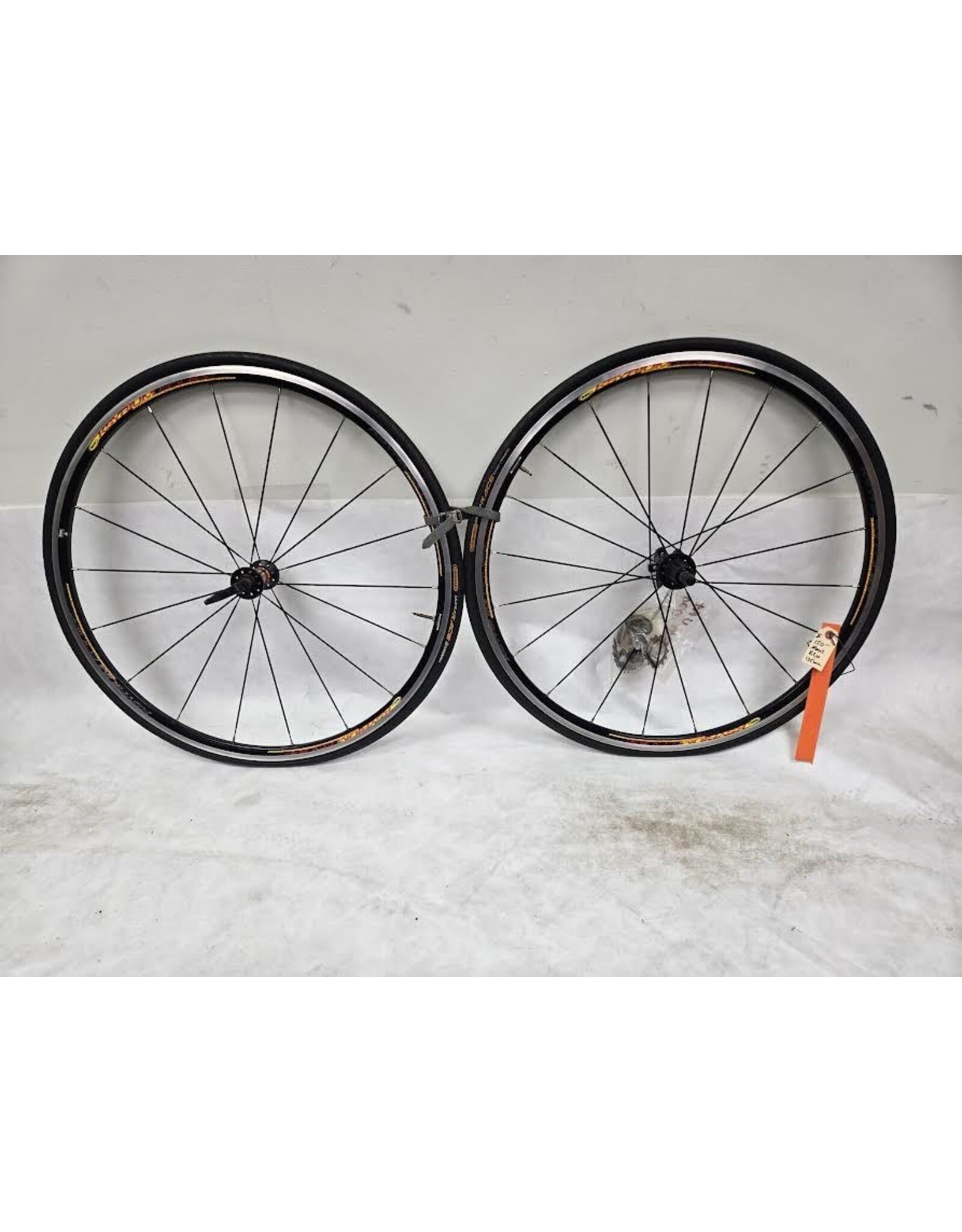 700C Mavic Ksyrium 8,9,10 135mm wheelset (B13)