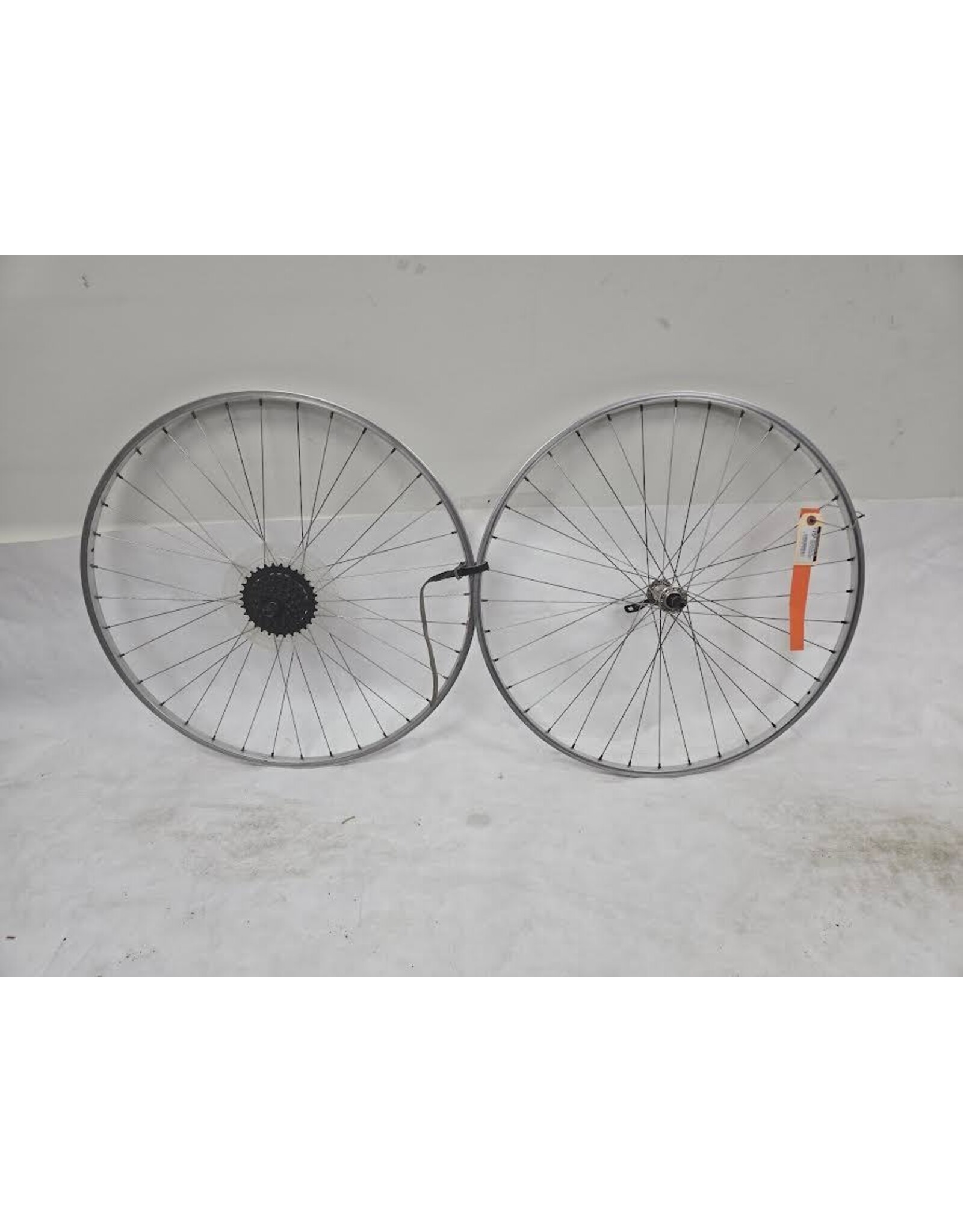 700C Araya VX-400 wheelset Suntour 130mm hubs 7 speed cassette