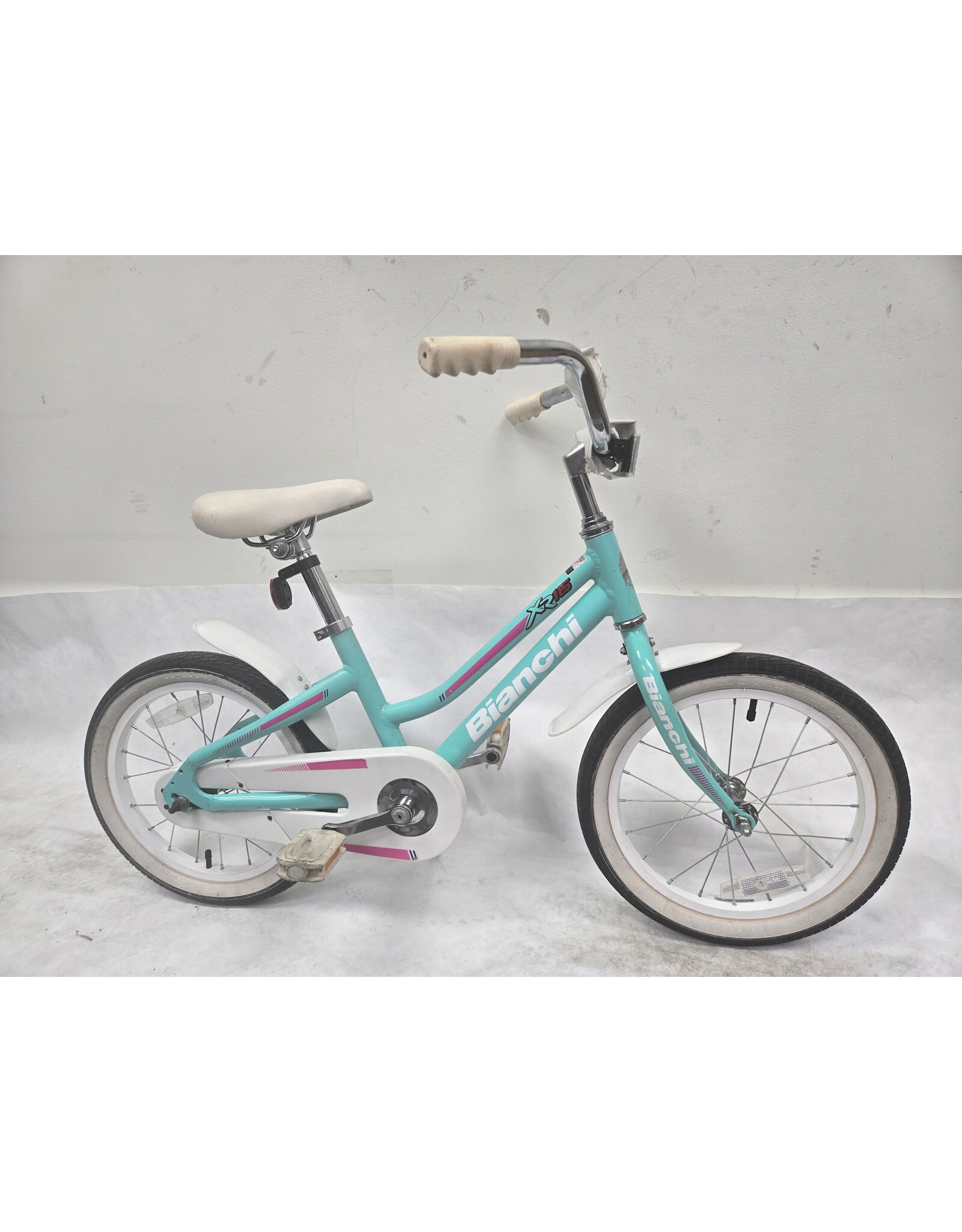 Bianchi Bianchi X2-16, Celestina