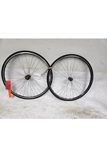 700C  Vuelta XRP double wall wheelset 120mm fixed/single speed hub bolt on axles