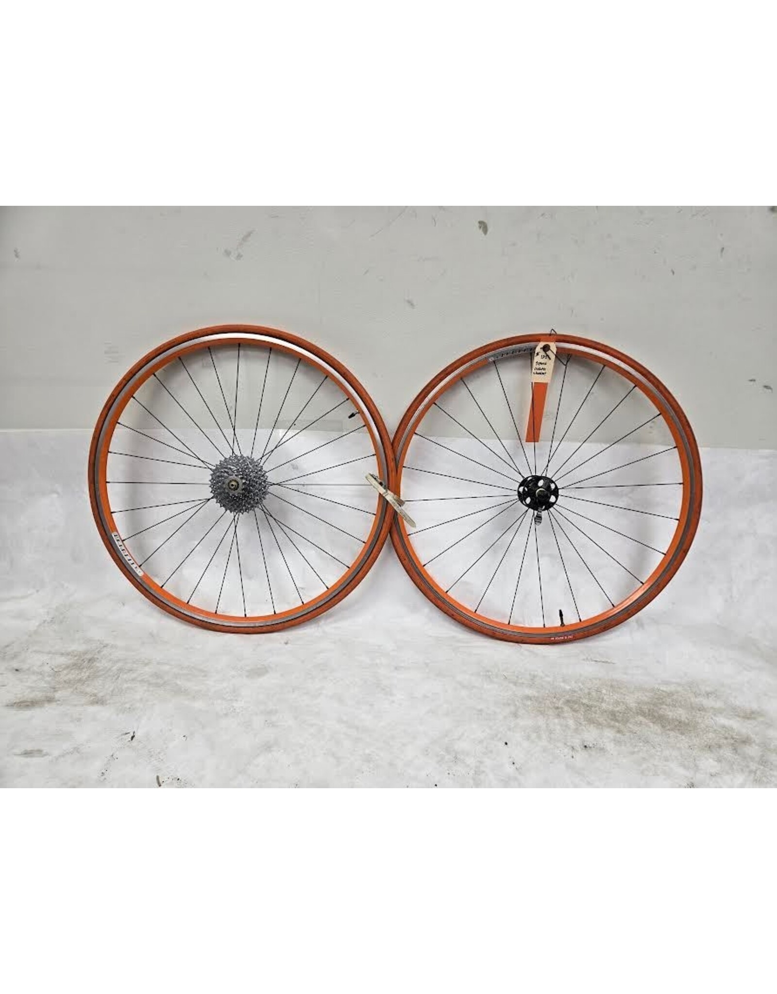 700C Velocity Aerohead QR wheelset 130mm 8,9,10 speed hub 9speed cassette