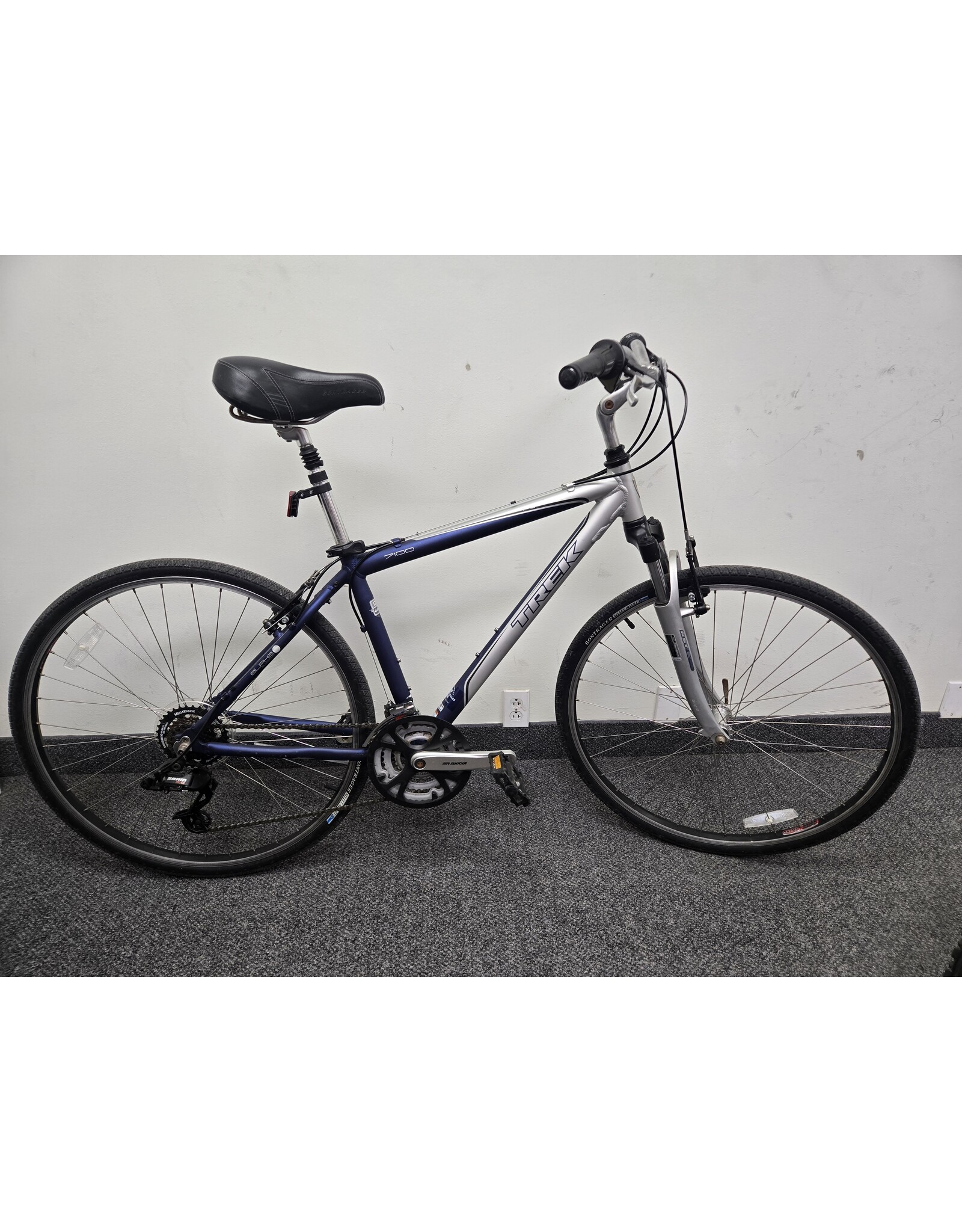 Trek Trek 7200, Silver/Blue