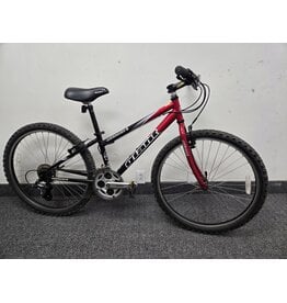 Giant Giant Boulder, Red/Black