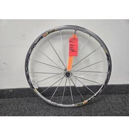 700C Mavic front wheel bladed spokes