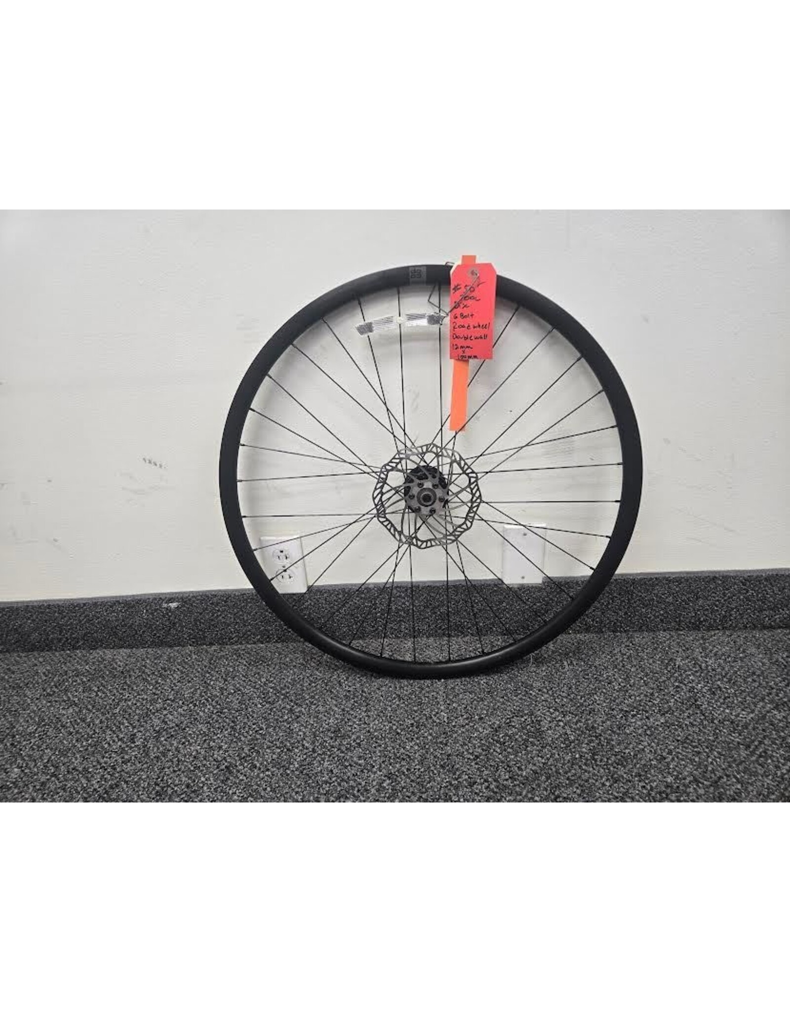 700c 6 bolt disc 12mm x 100mm double wall front wheel