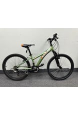 Diamondback Tess, Green