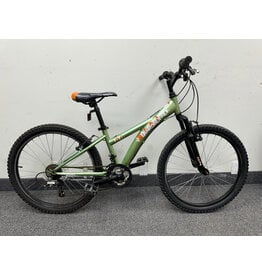 Diamondback Tess, Green