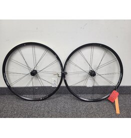 700C Rolf Prima center lock disc tubeless wheelset 142mm thru axle