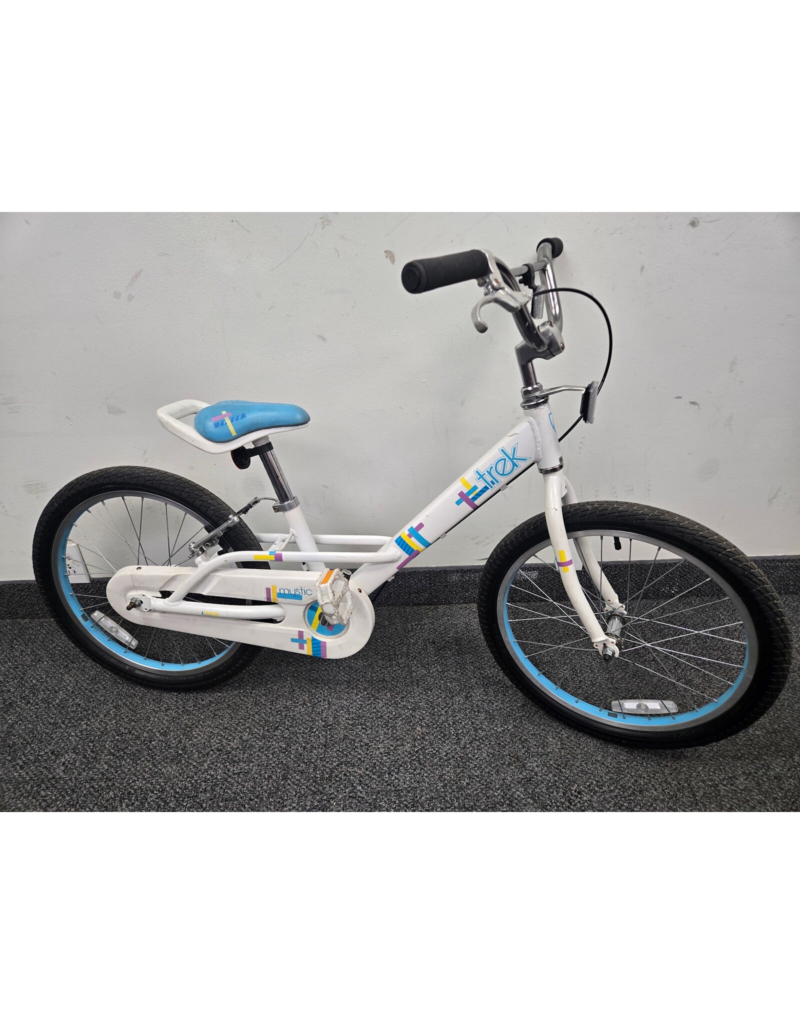 Trek Trek Mystic, White/Blue