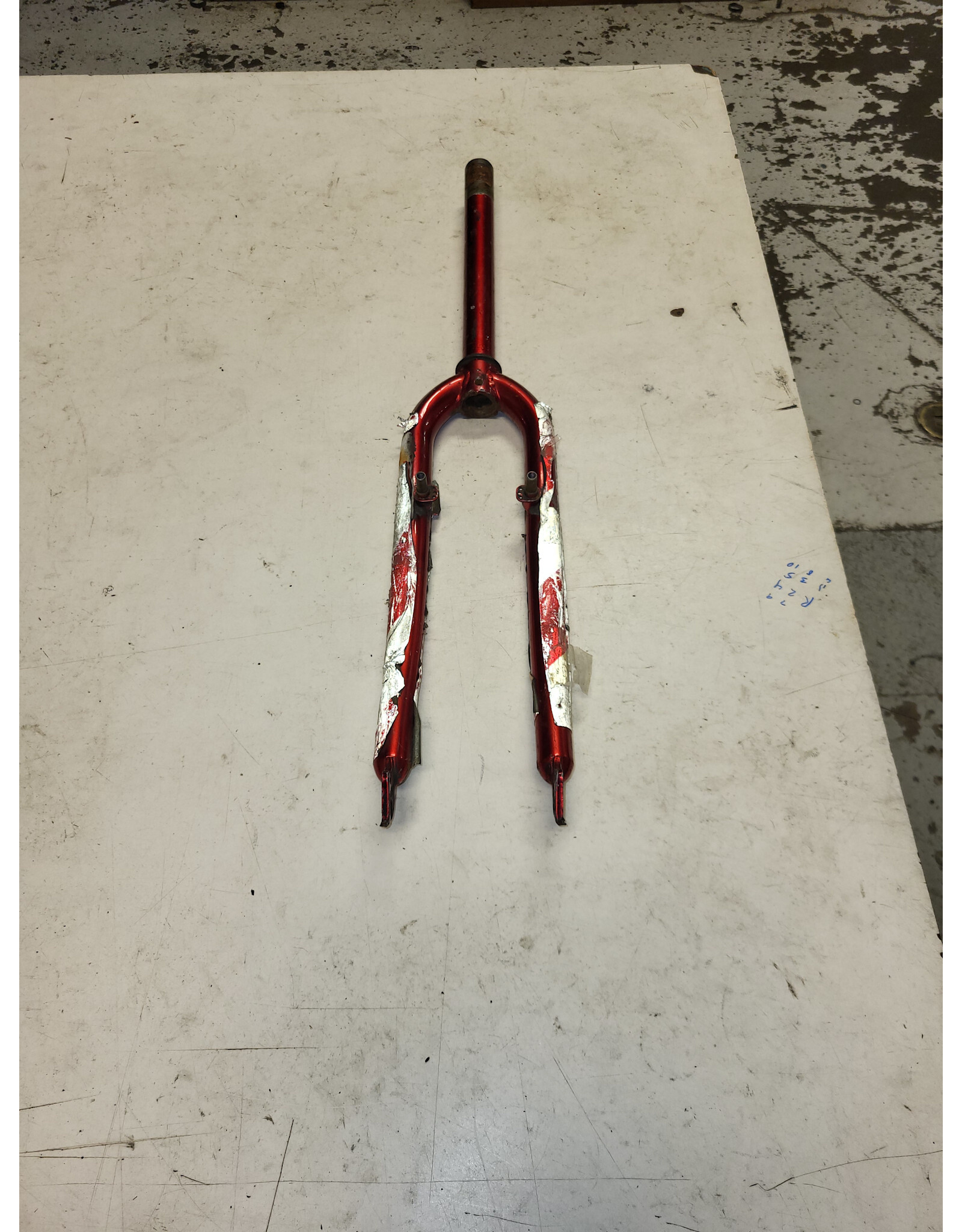 26" threadless fork, red, 1 1/8"/256mm
