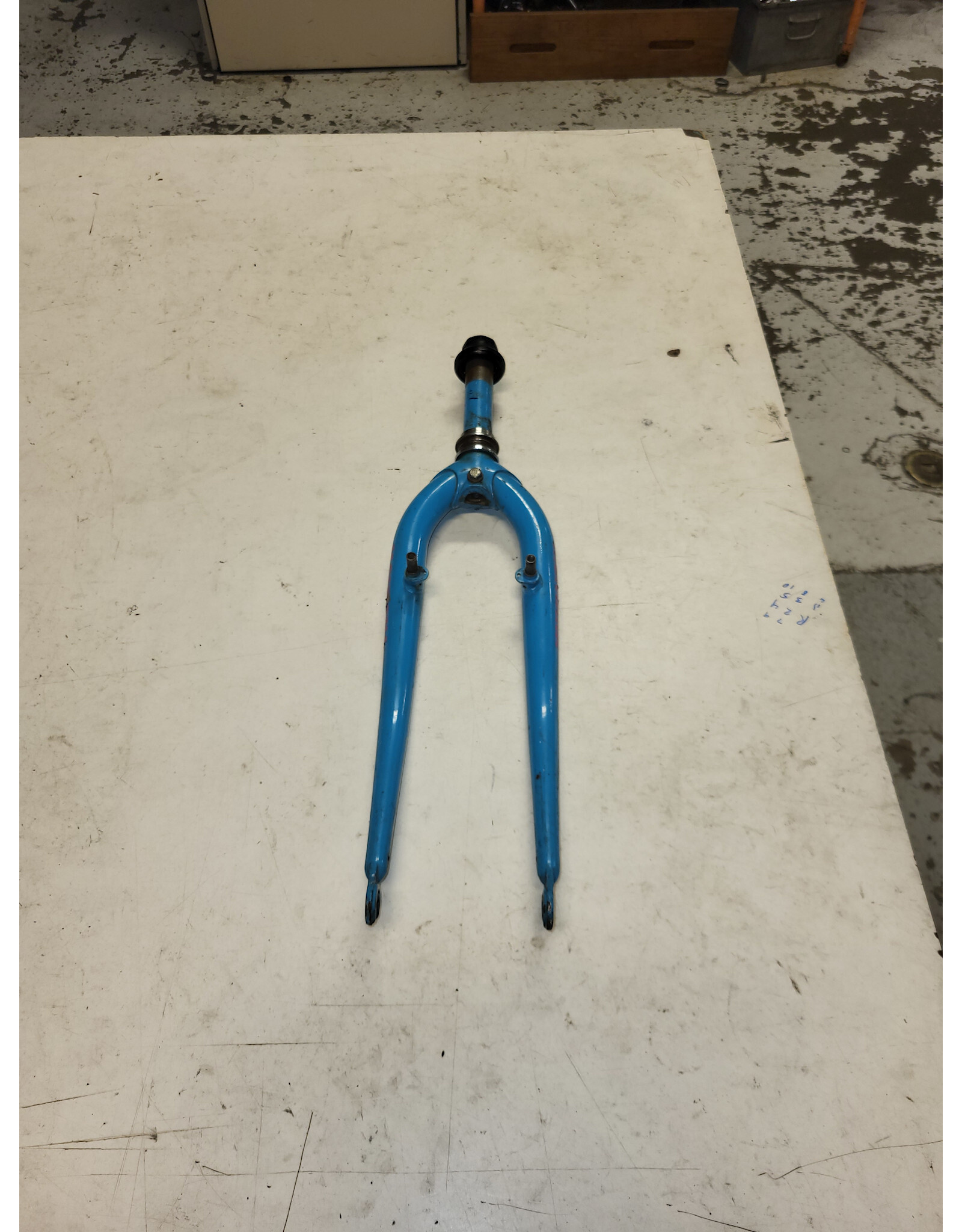 26: threaded fork, blue, 1"/131mm