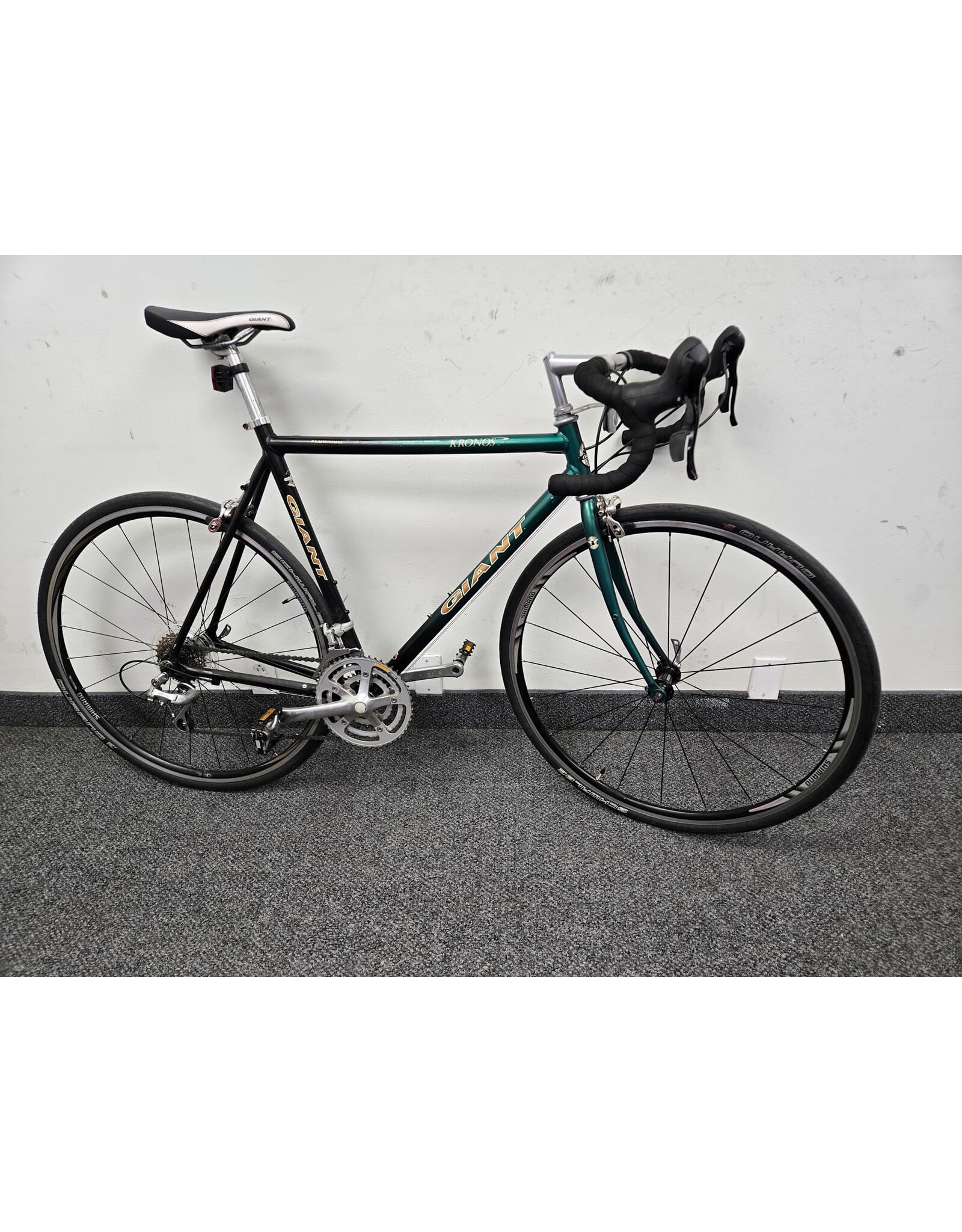 Giant Giant Kronos, Green/Black