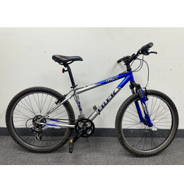 Trek 820