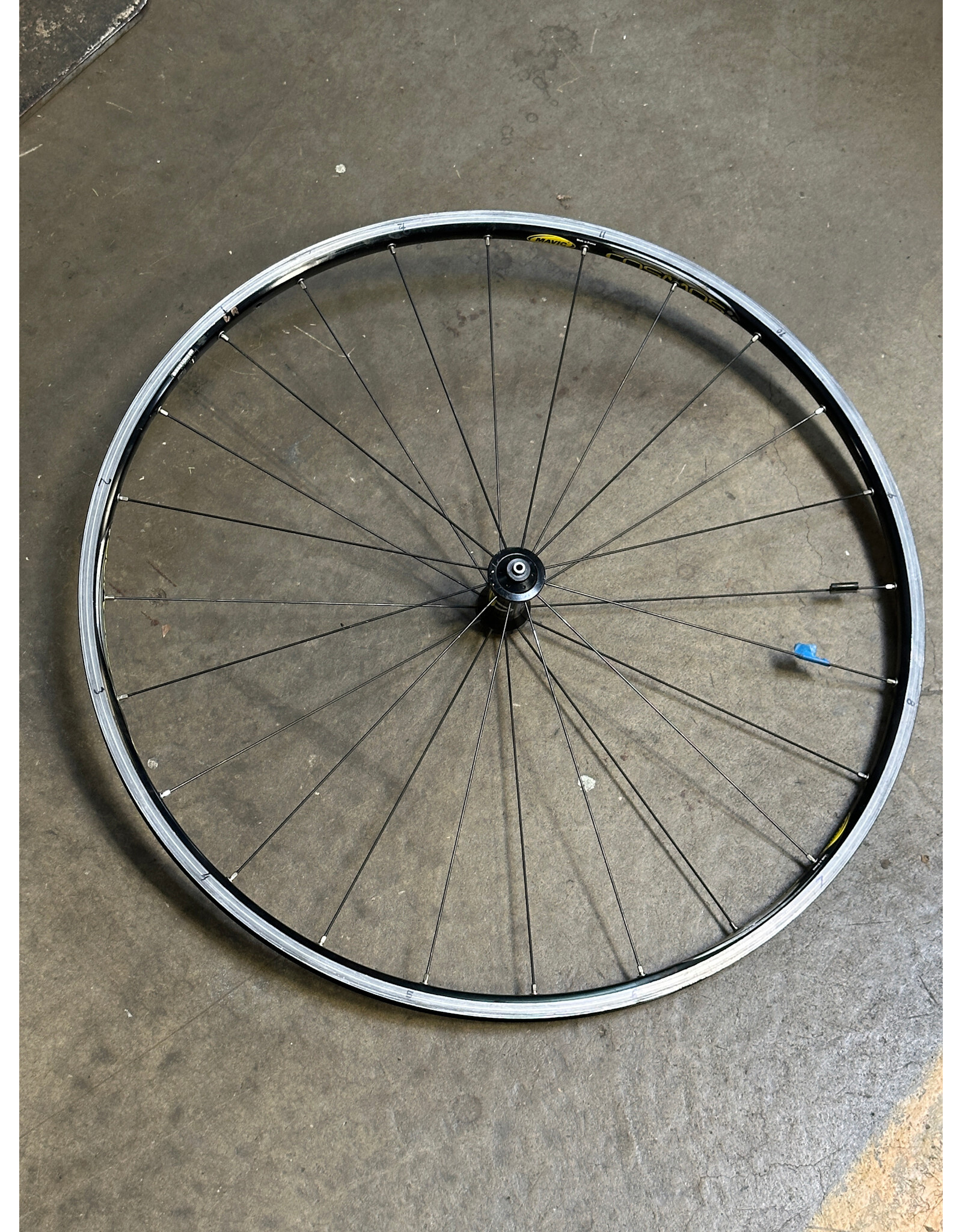 700c Mavic Cosmos Front Wheel Radial q/r    (B7)