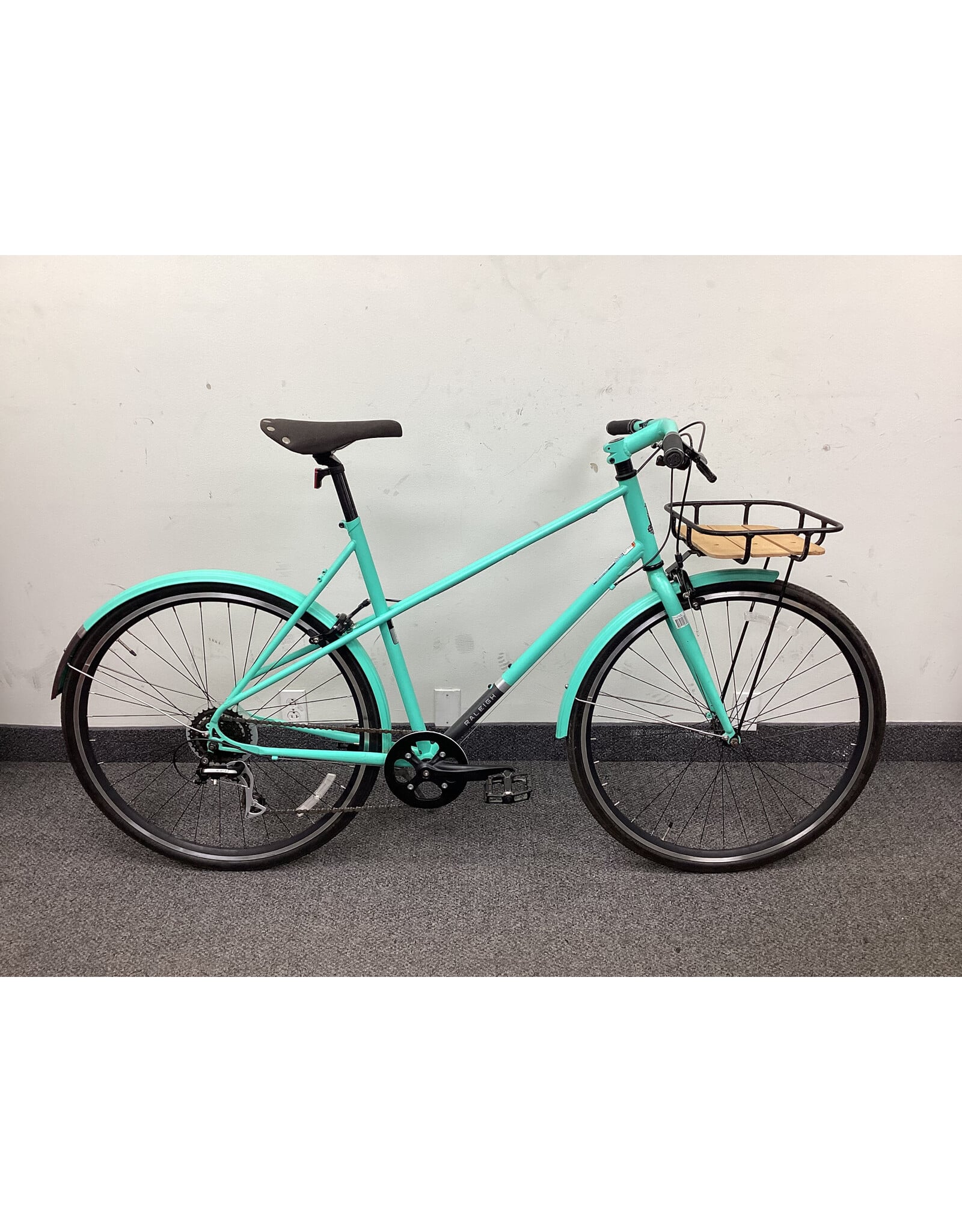 Raleigh Carlton 8