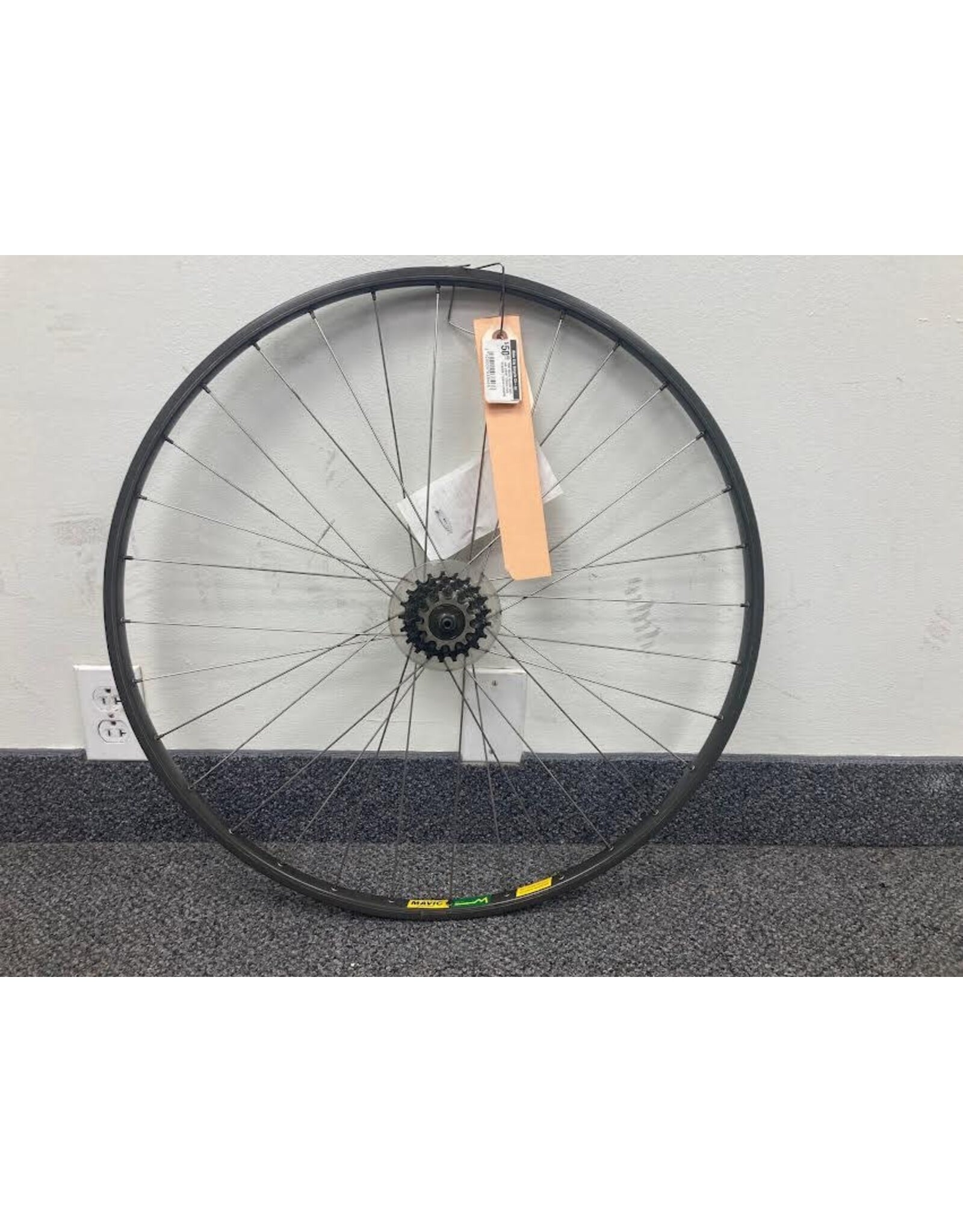 700C Mavic double wall rear wheel 126mm hub Uniglide 7 speed cassette (A23)