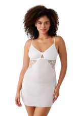 Wacoal Dramatic Interlude Chemise