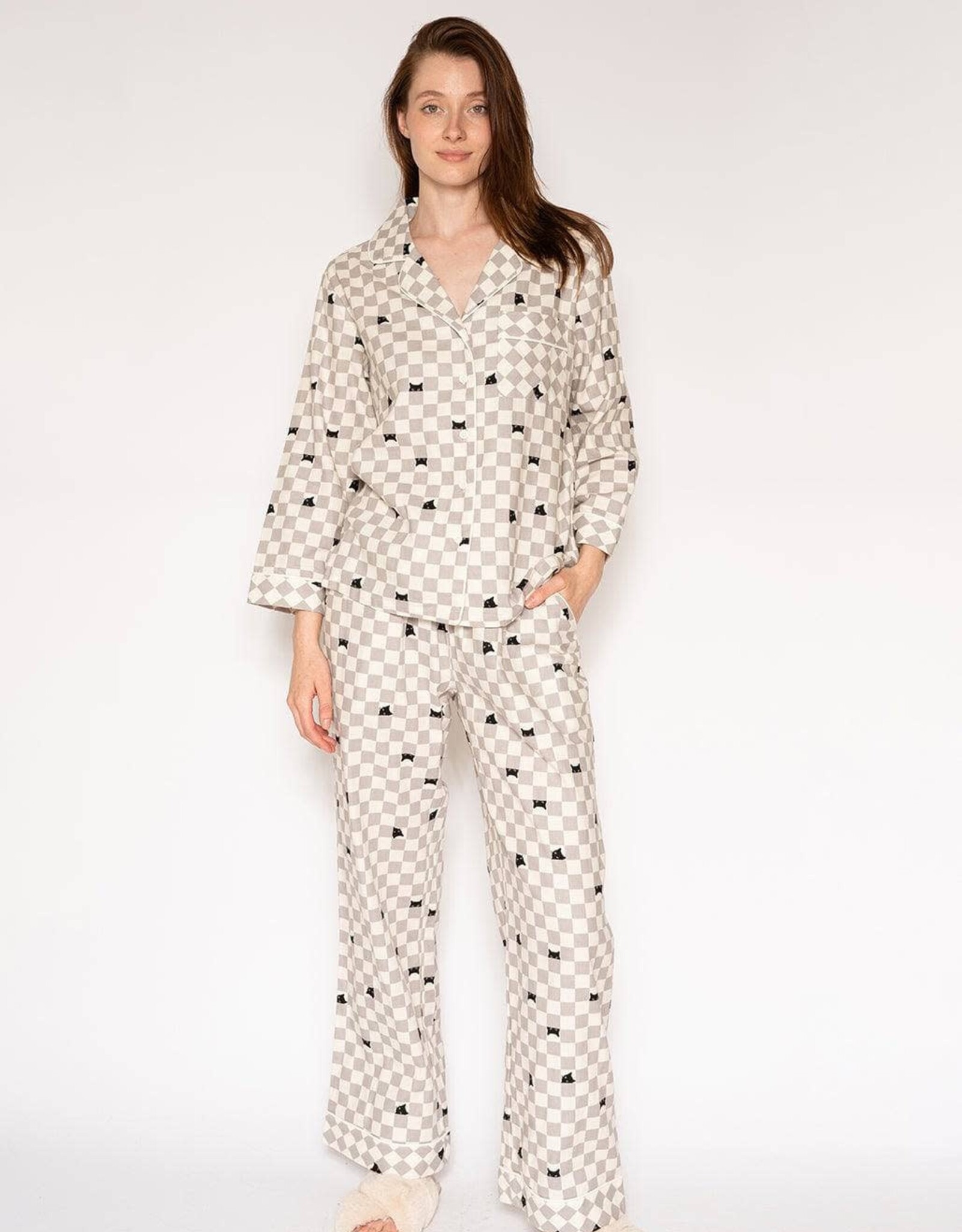 LATTELOVE Peekaboo Cat Flannel PJ Set