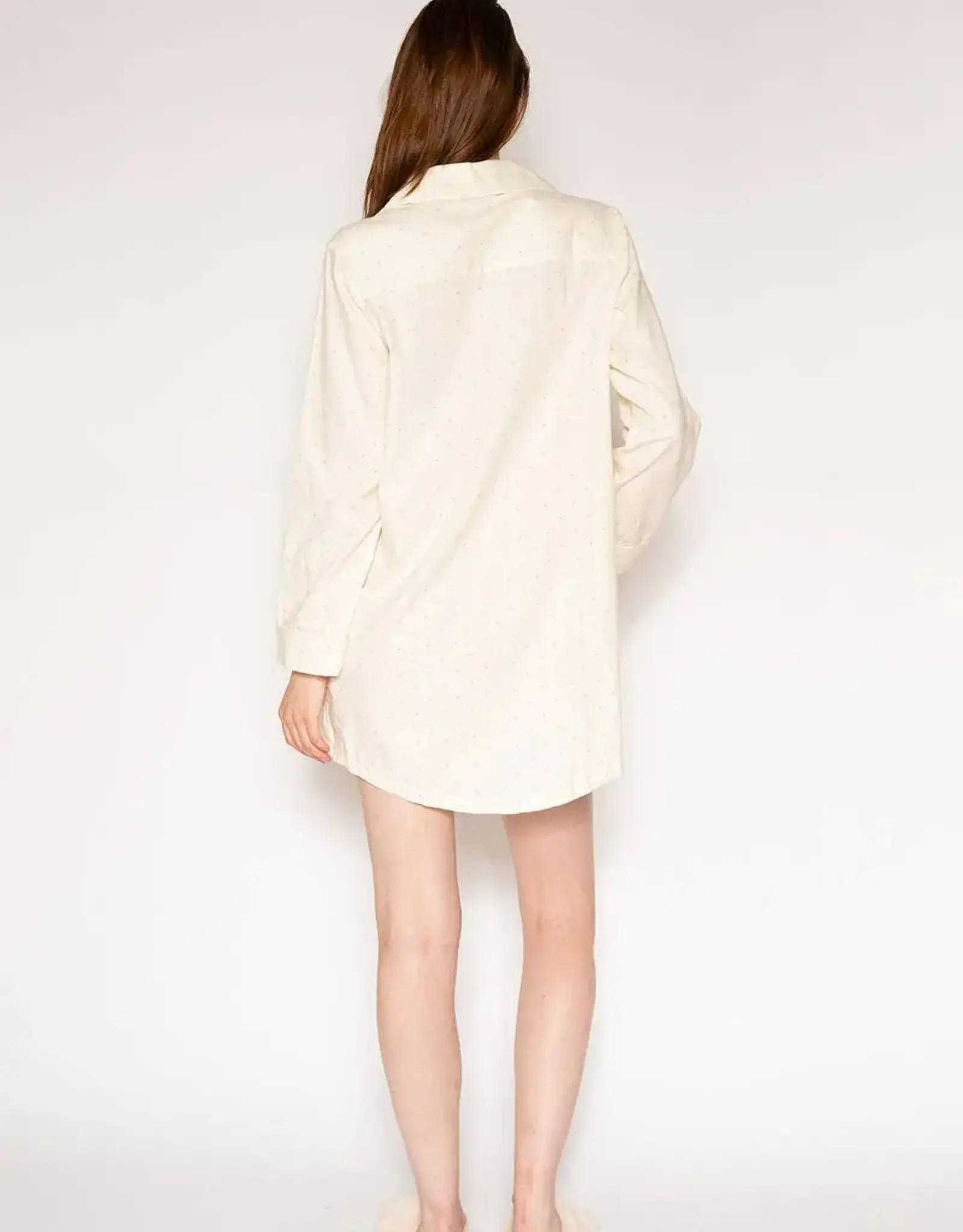 LATTELOVE Long Sleeve Flannel Nightshirt Irish Cream Pindot
