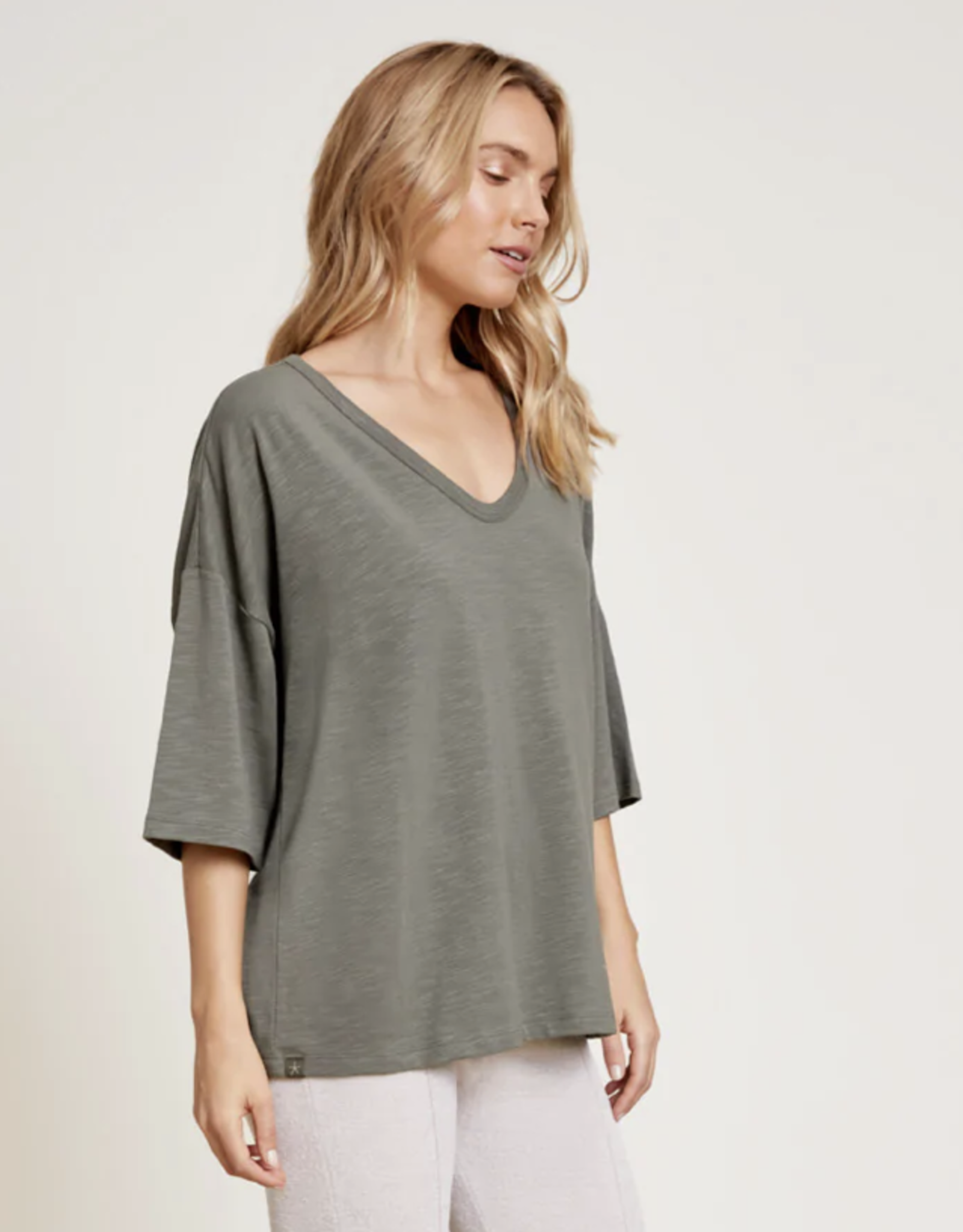 Barefoot Dreams Barefoot Dreams Slub Jersey V-Neck Boxy Tee Olive Branch