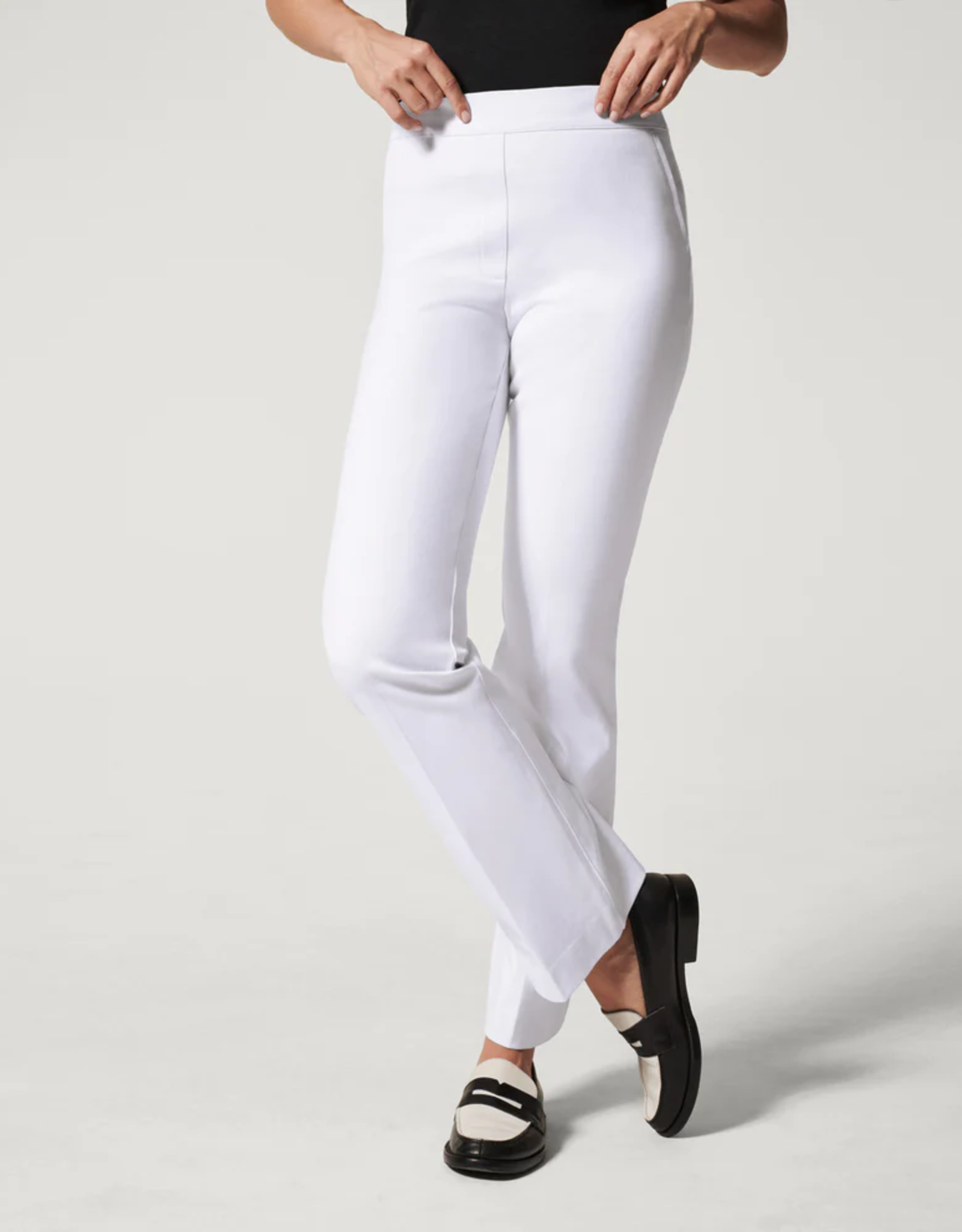 NWT Spanx Kick Flare Pull On Pants Classic White Medium Petite NEW Pockets  $148 