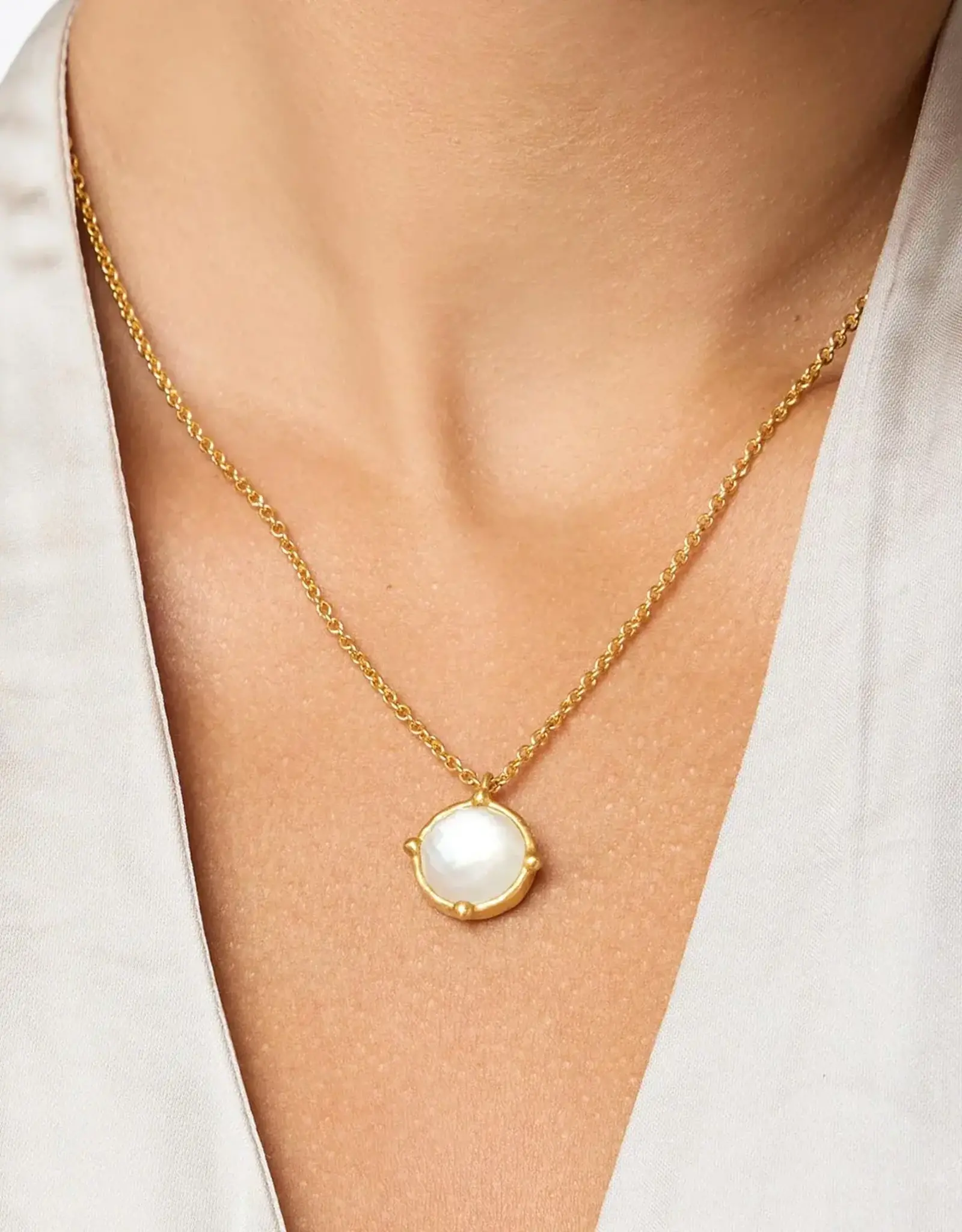 Julie Vos Julie Vos Honeybee Solitaire Necklace Irid. Clear Crystal