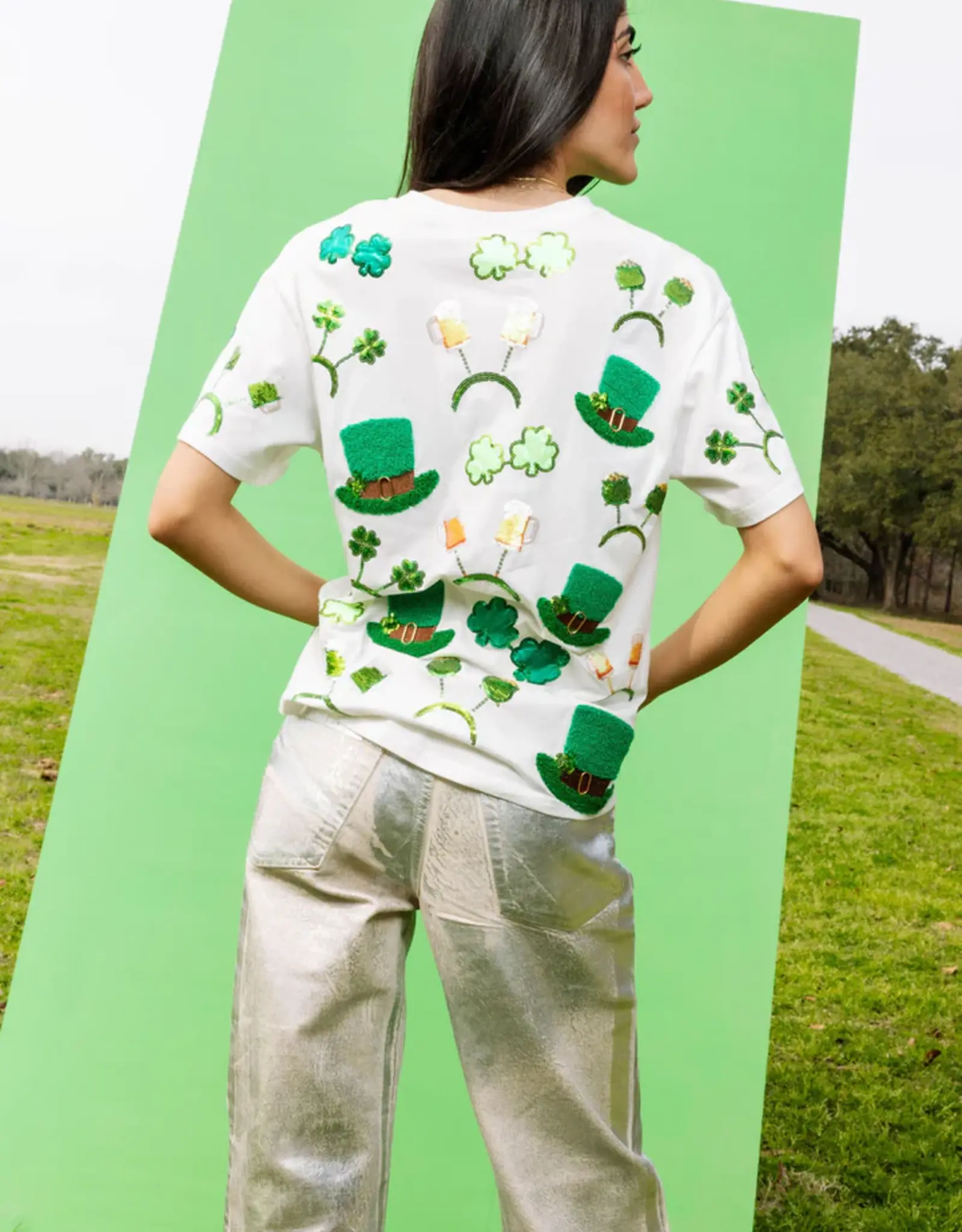 Queen of Sparkles Queen of Sparkles White St Patrick's Day Sunglass, Hat & Headband Icon Tee