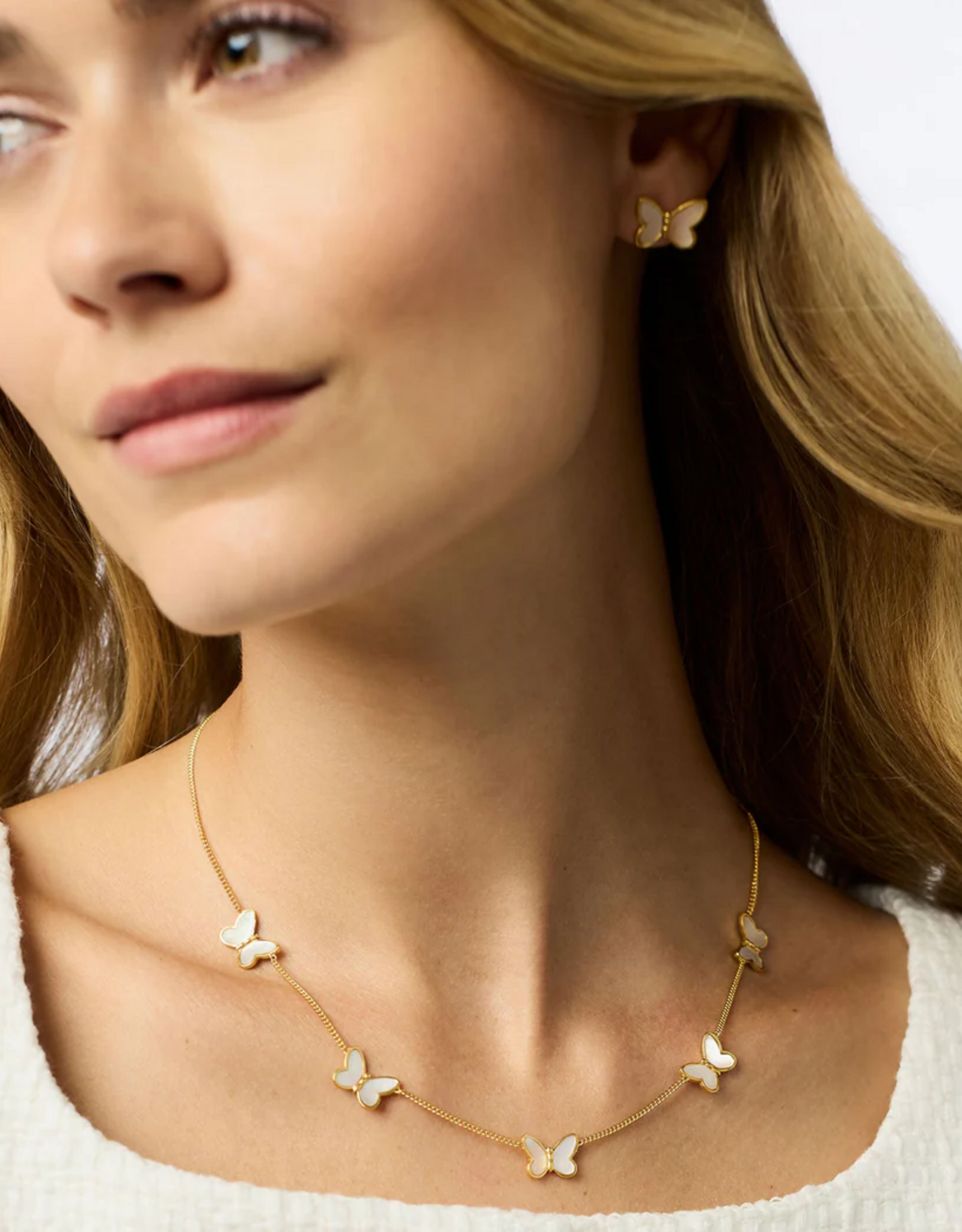 Julie Vos Julie Vos Papillon Delicate Station Necklace MOP