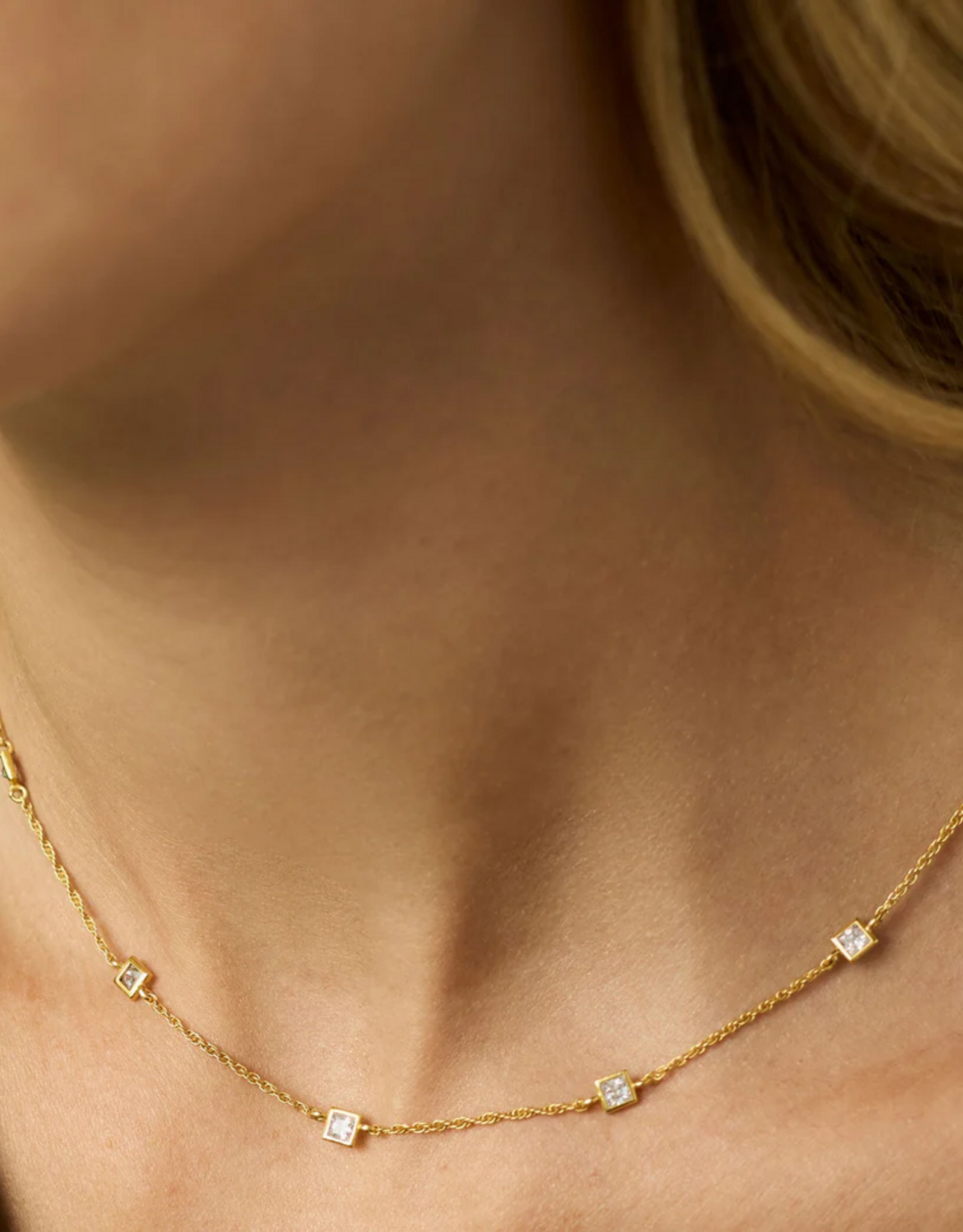 Julie Vos Julie Vos Jolie Delicate Station Necklace