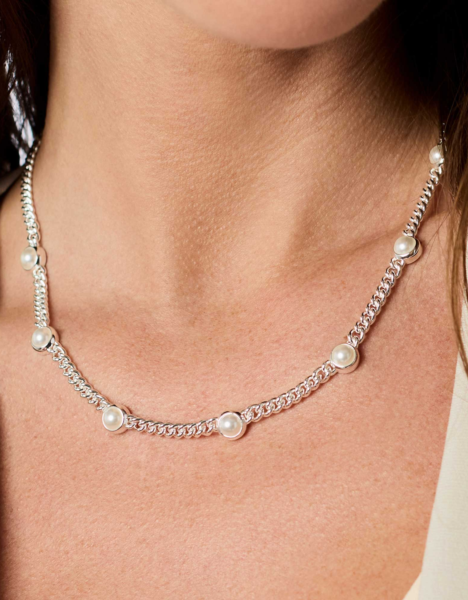 Julie Vos Julie Vos Dolce Delicate Station Necklace Silver Pearl