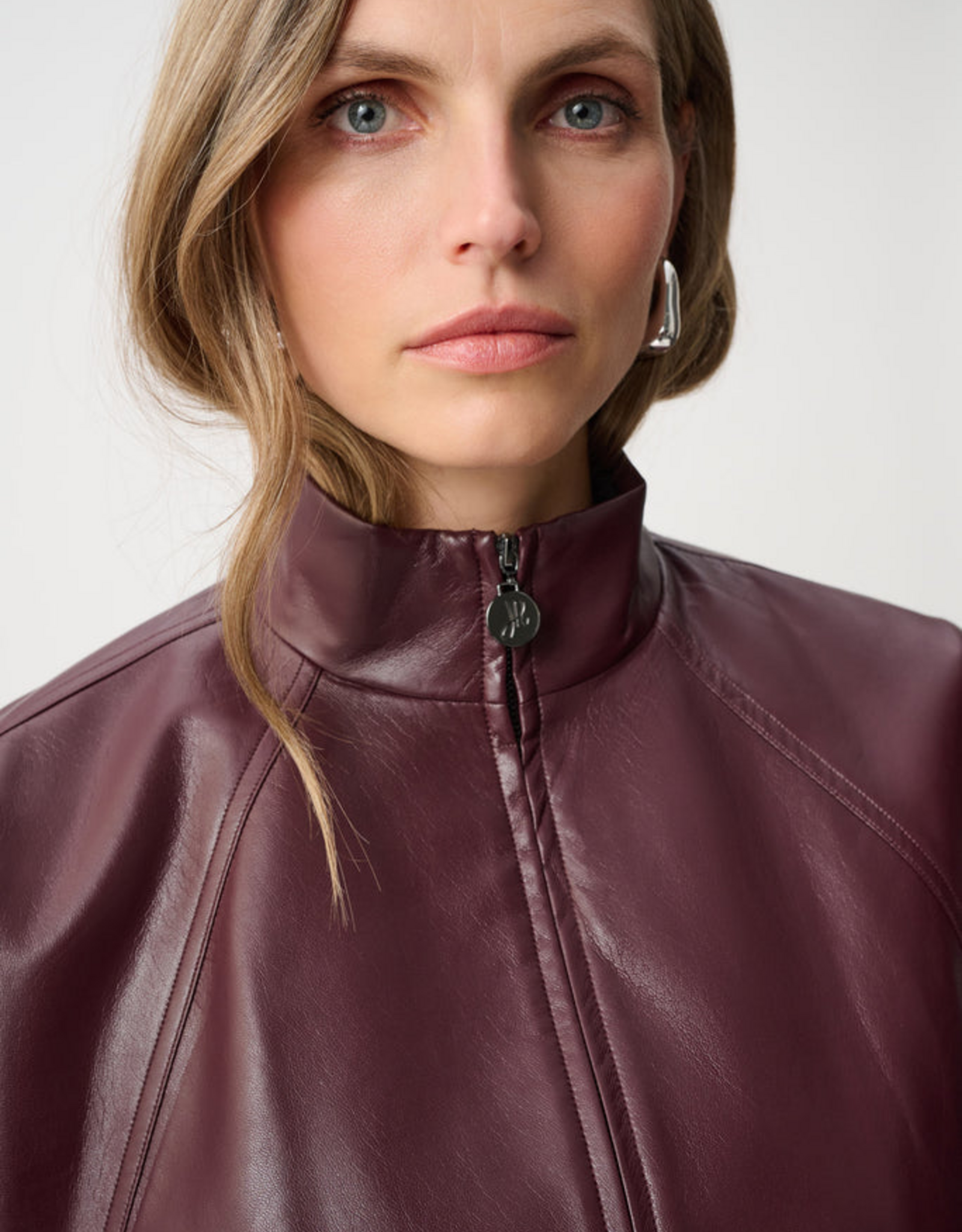 Joseph Ribkoff Joseph Ribkoff Leatherette Mock Neck Bomber Jkt Burgundy