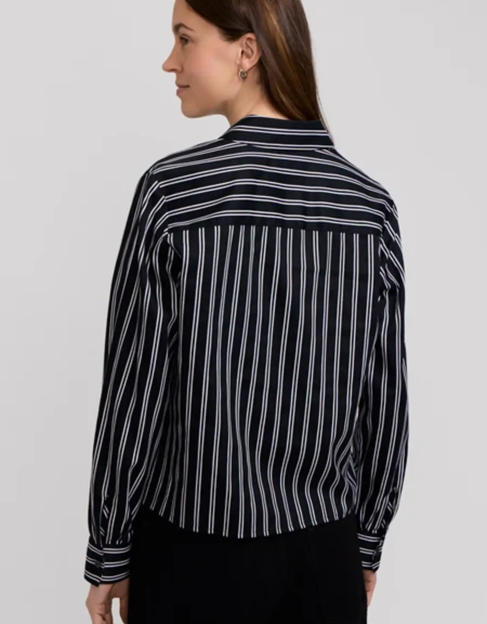 Foxcroft Foxcroft Jodie Animal Border Long Sleeve Short Shirt Blk/Wht