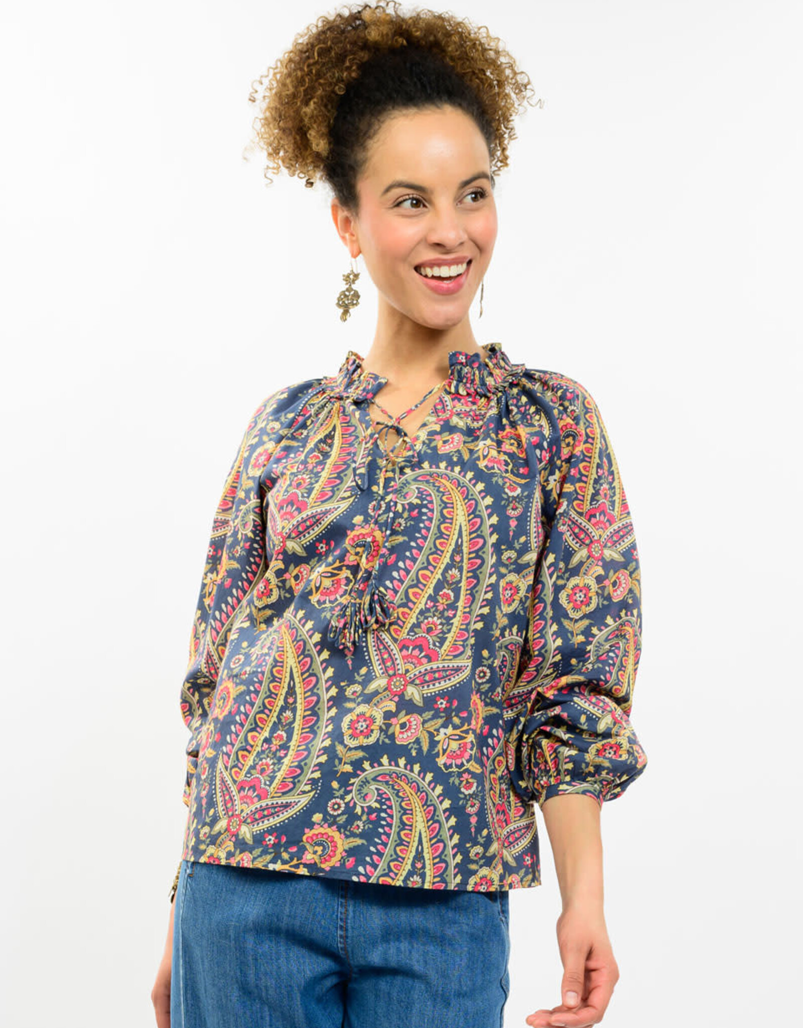 Ivy Jane Ivy Jane Long Sleeve Tassel Top Blue Floral